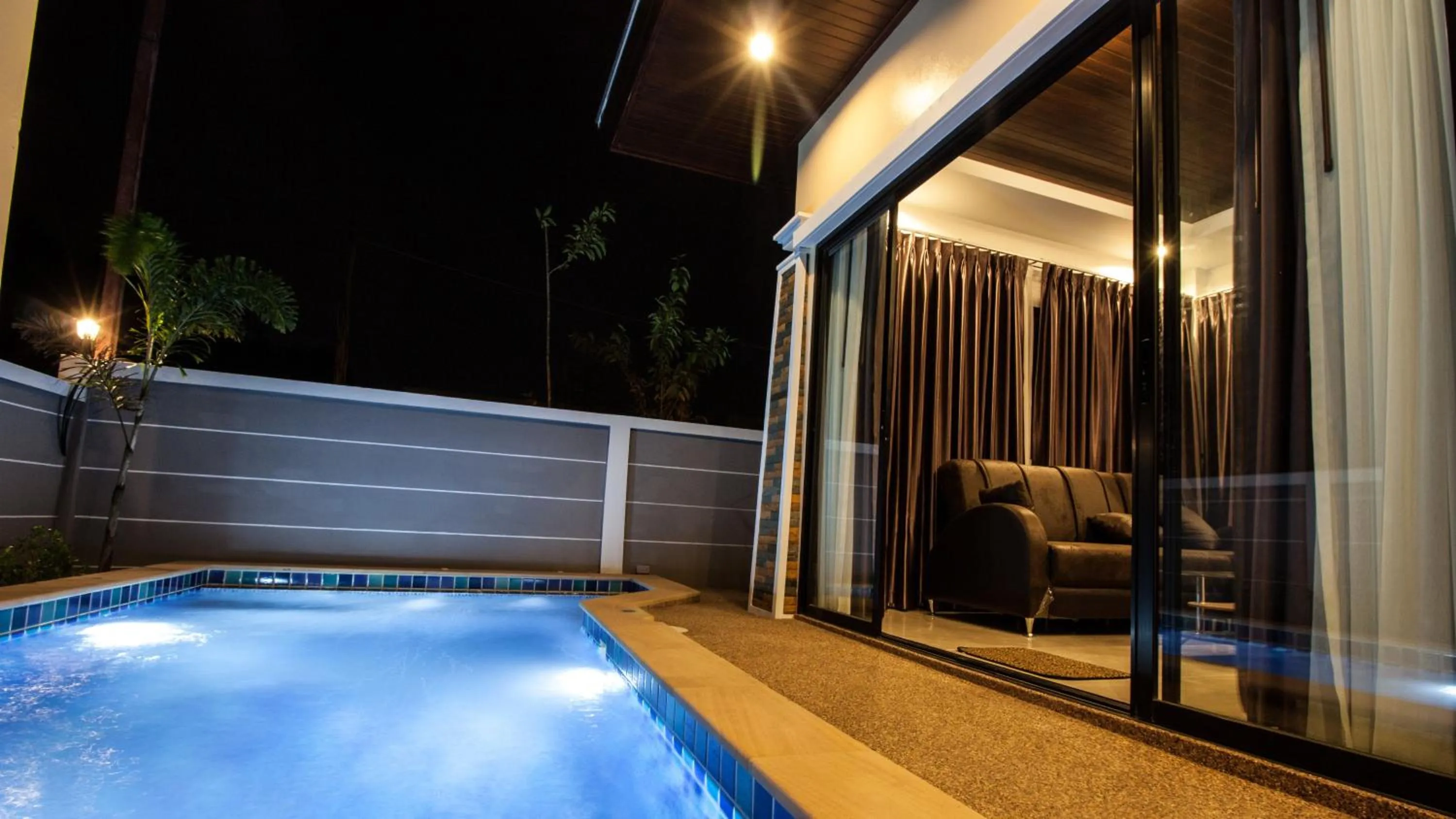 Night in Aonang Oscar Pool Villas - Free Shuttle to Aonang Beach -shared pool - private pool