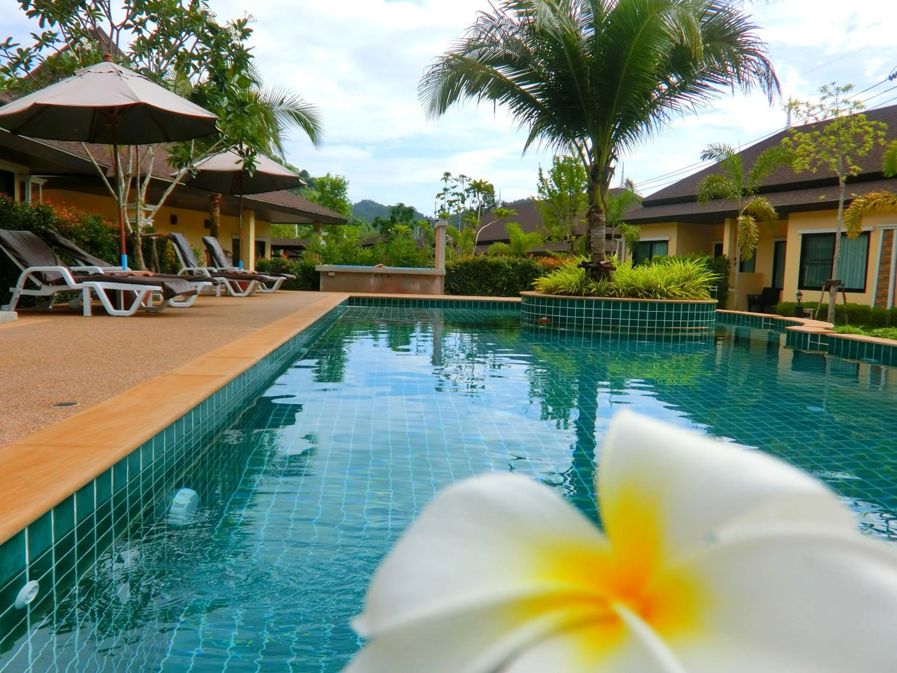 Day in Aonang Oscar Pool Villas - Free Shuttle to Aonang Beach -shared pool - private pool