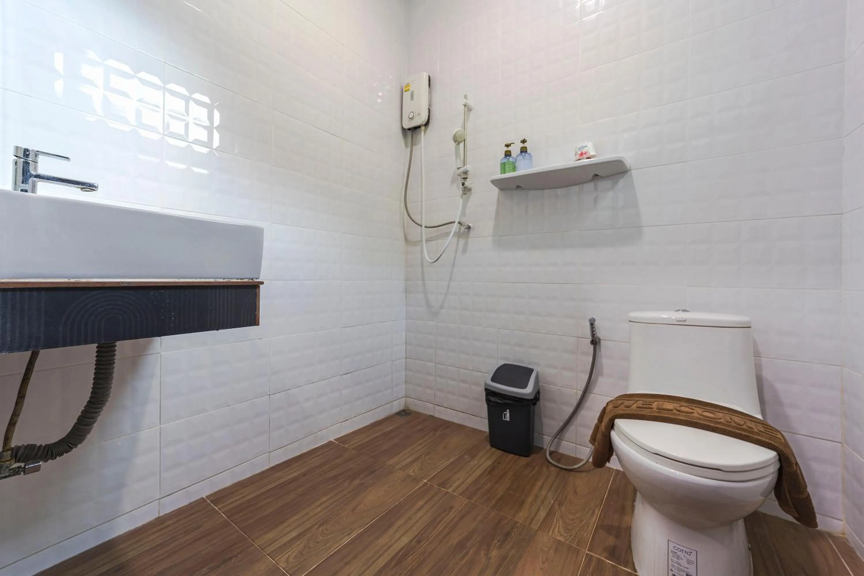 Toilet in Aonang Oscar Pool Villas - Free Shuttle to Aonang Beach -shared pool - private pool