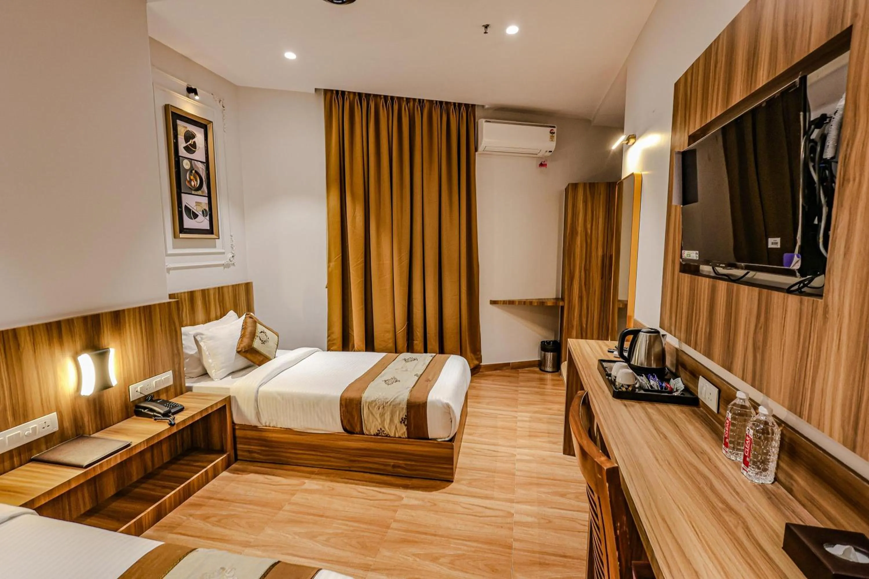 Bed in Hotel Alfa Suites