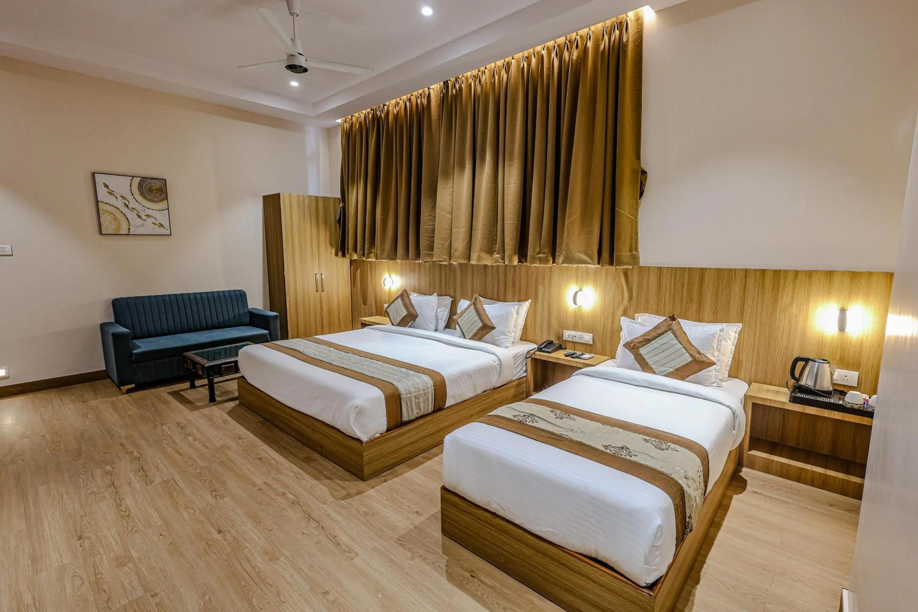 Bedroom, Bed in Hotel Alfa Suites