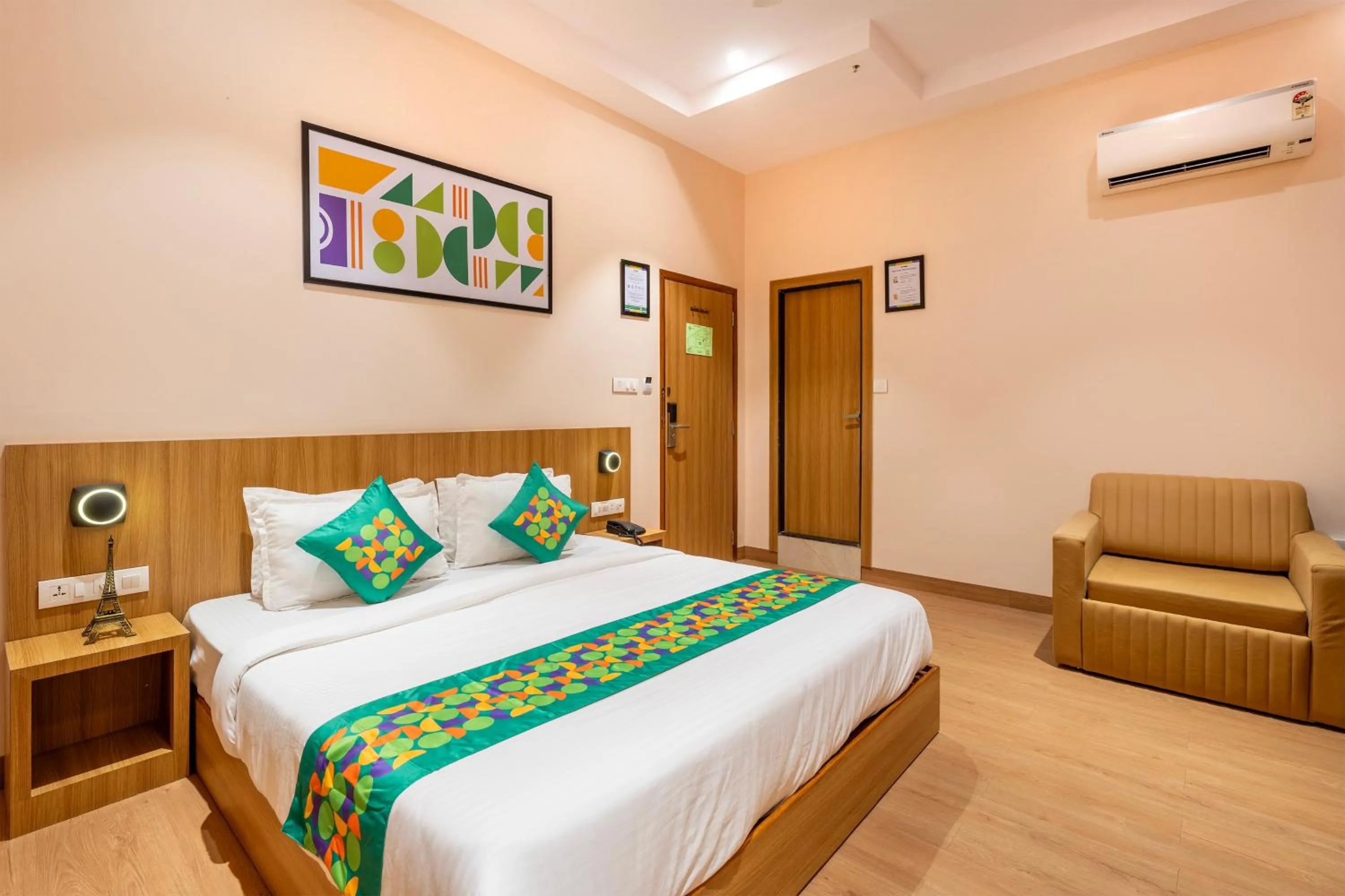 Bedroom, Bed in Treebo Alfa Suites