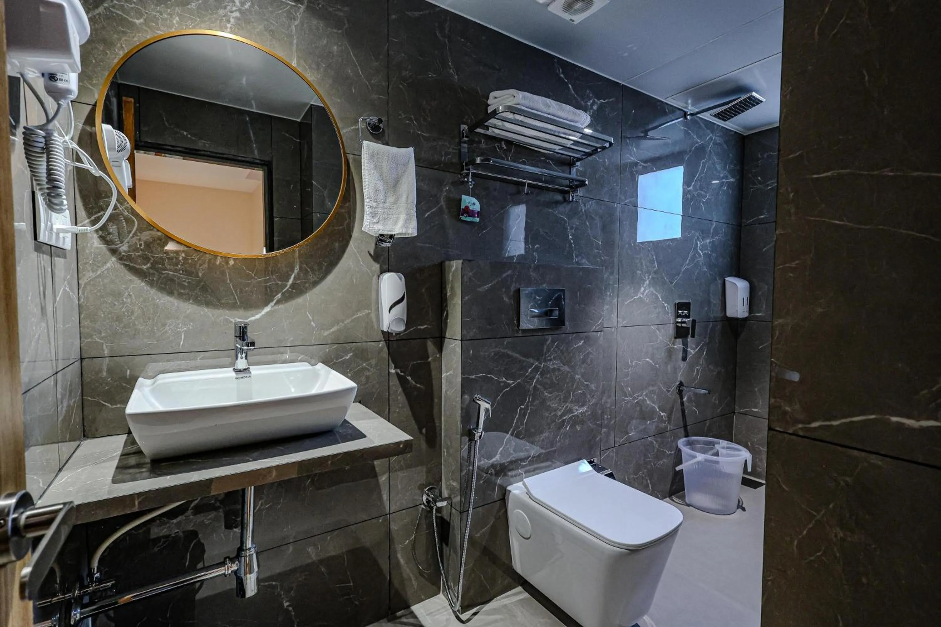 Bathroom in Hotel Alfa Suites