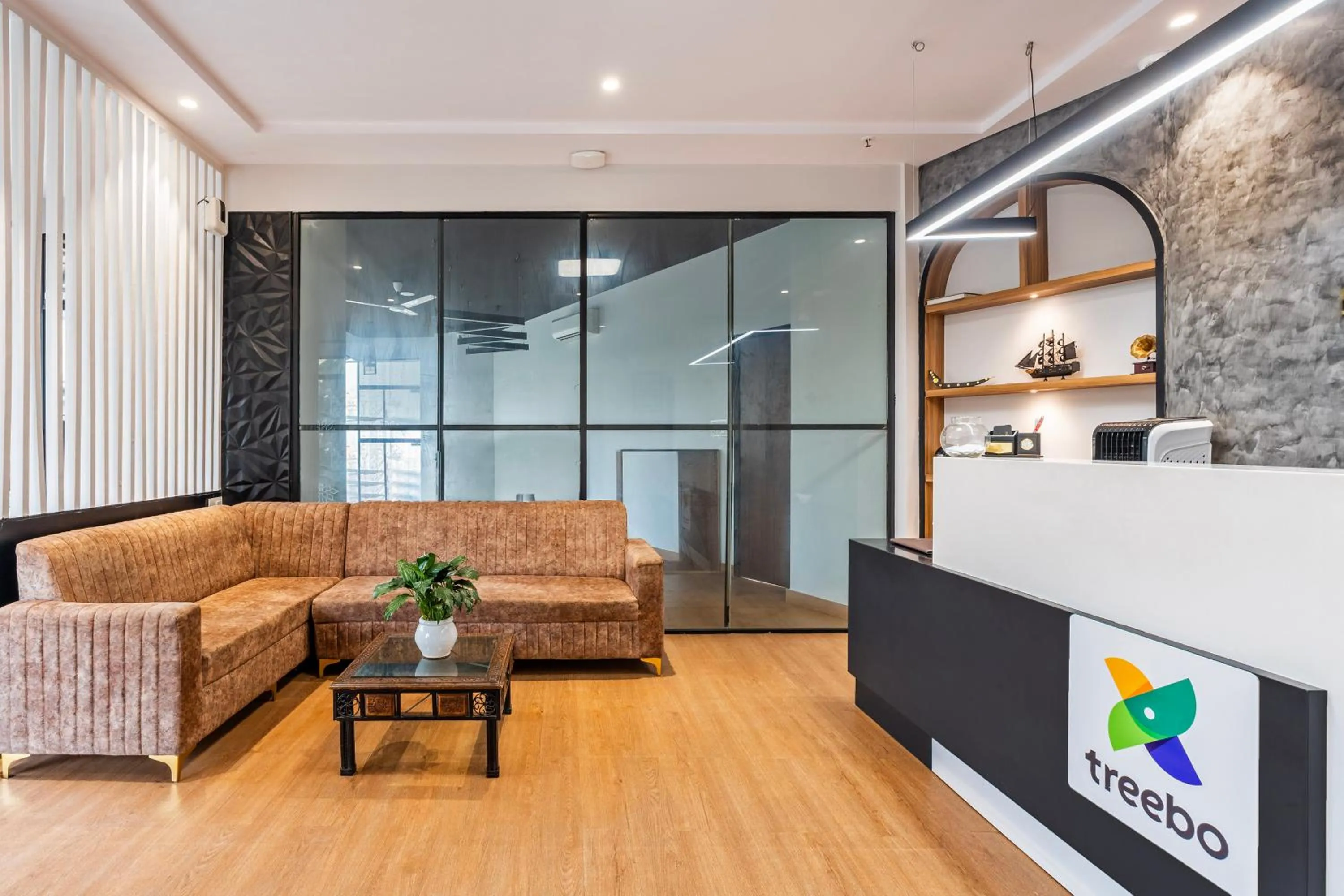 Lobby or reception in Treebo Alfa Suites