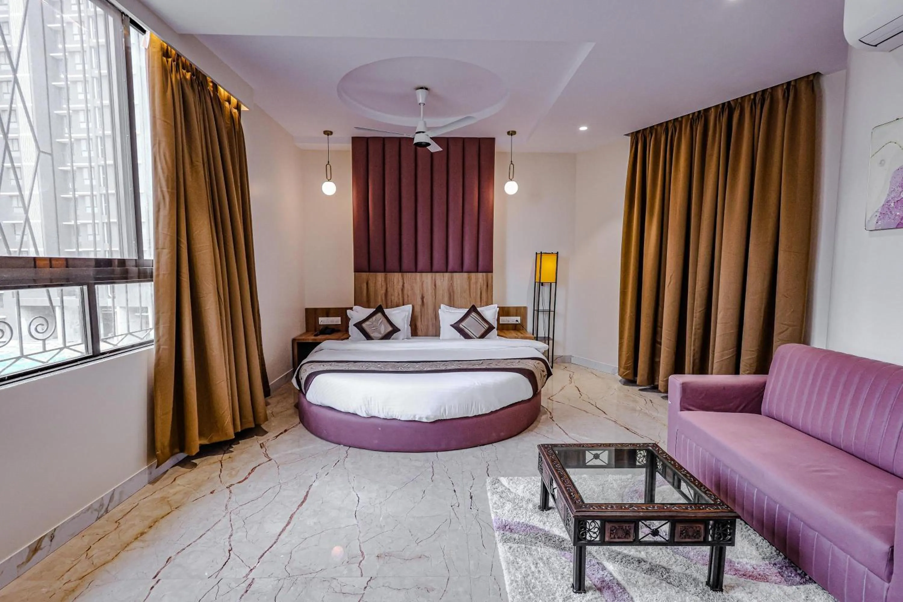 Bed in Hotel Alfa Suites