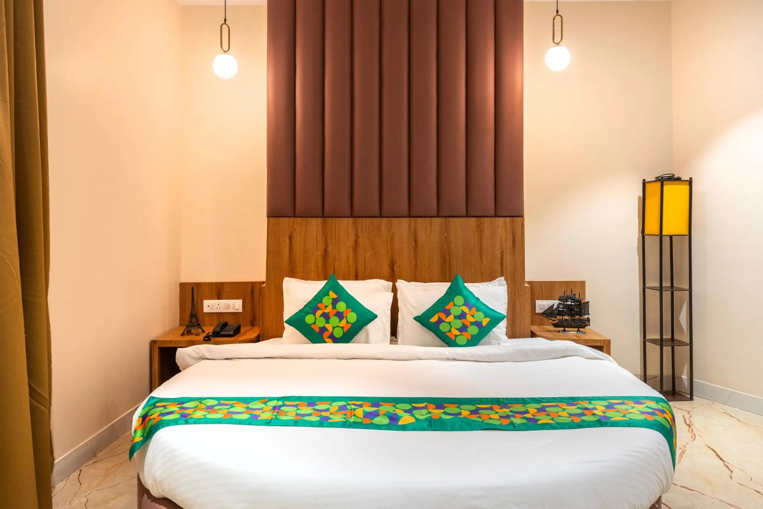 Bedroom, Bed in Treebo Alfa Suites