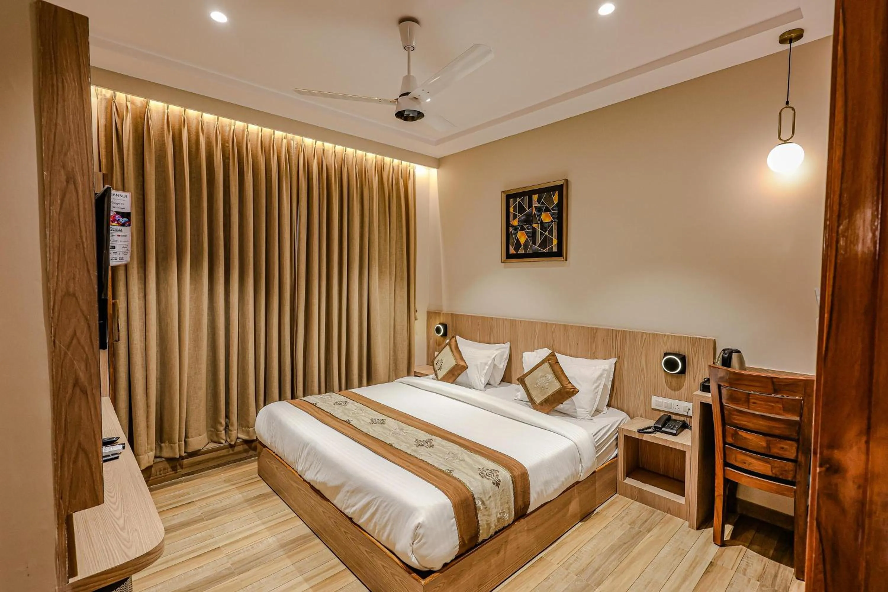 Bed in Hotel Alfa Suites