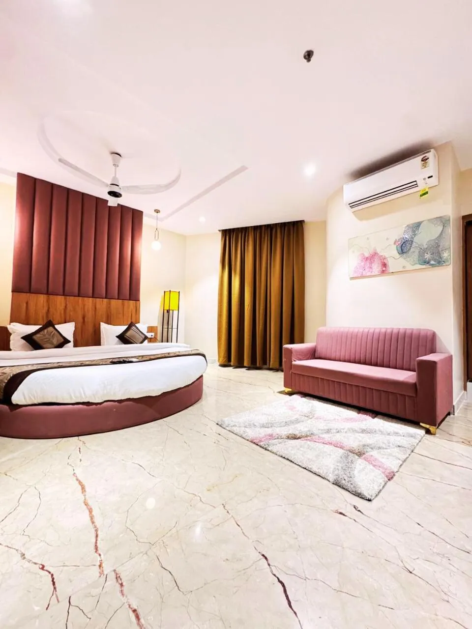 Bedroom, Bed in Hotel Alfa Suites