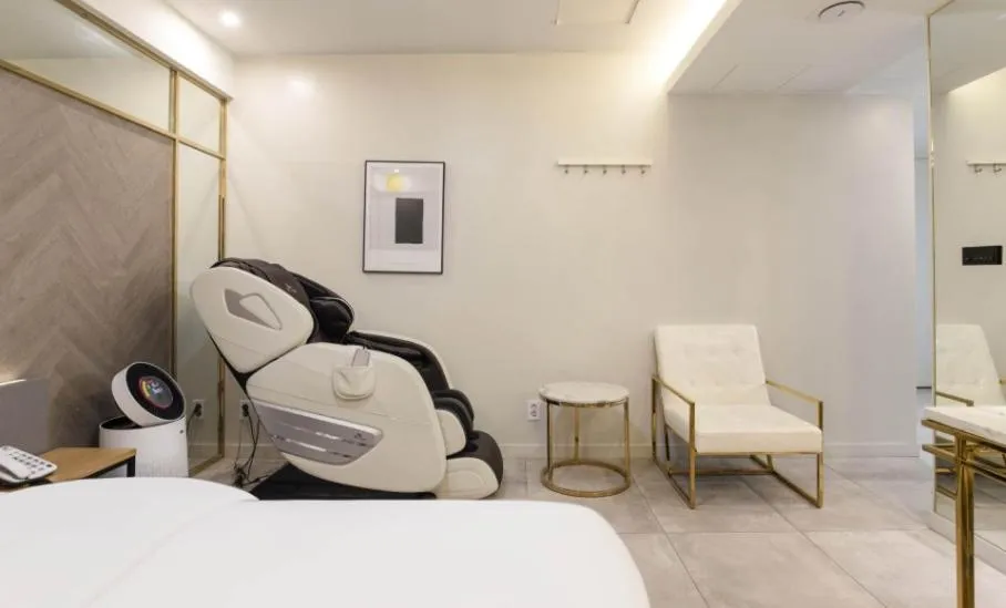 Bed in Hotel 99 Prestige