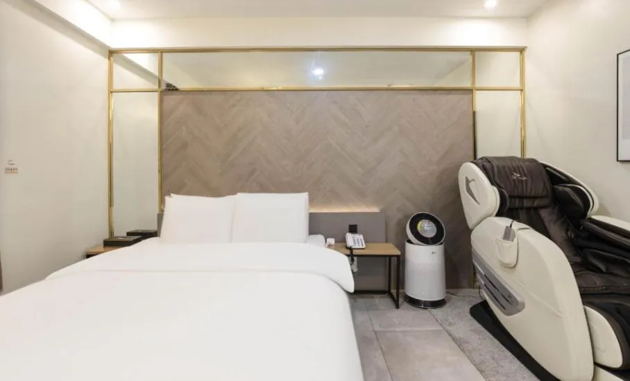 Bed in Hotel 99 Prestige