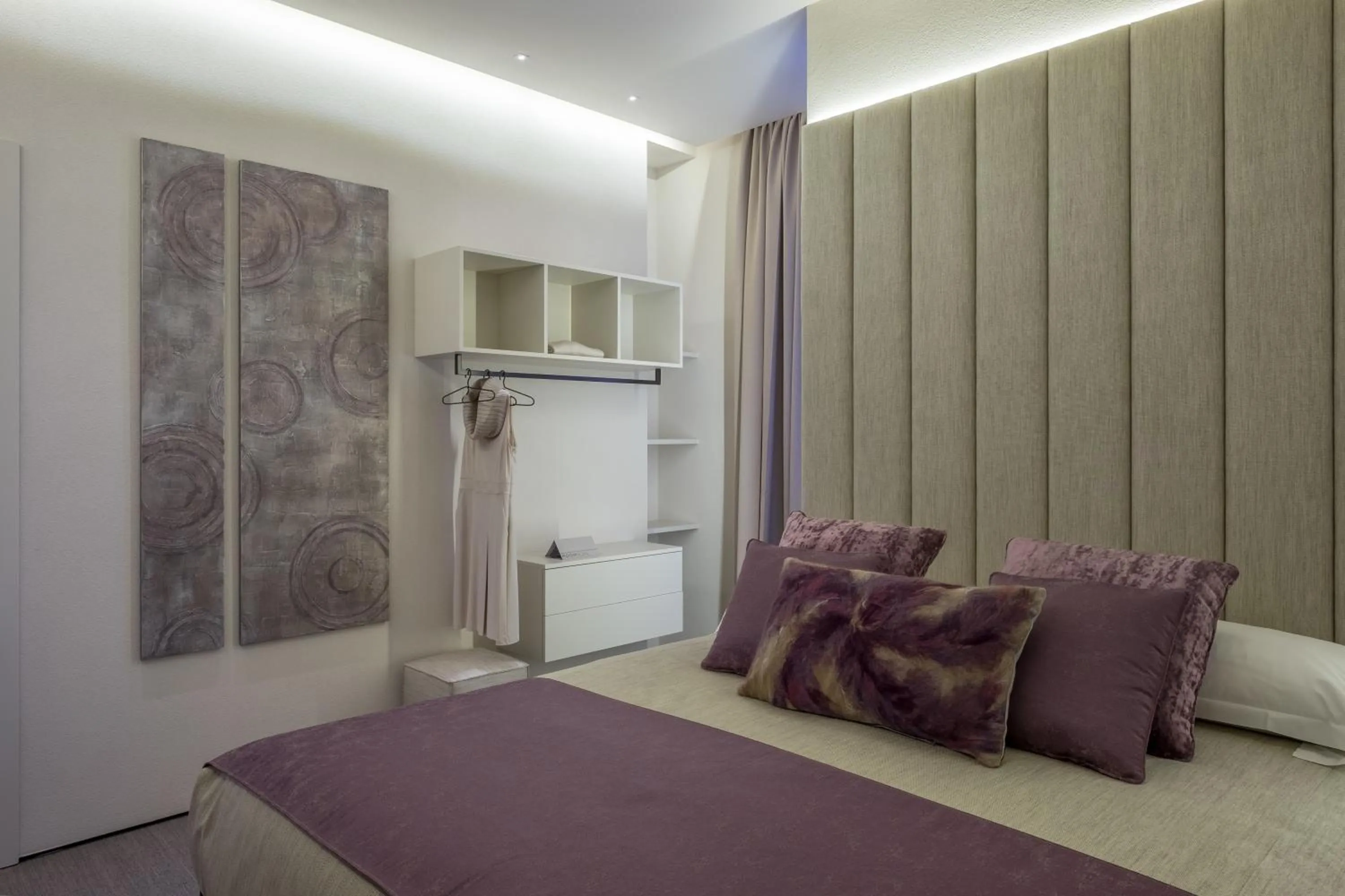 Bedroom, Bed in Room 230 Roma Luxury Suites