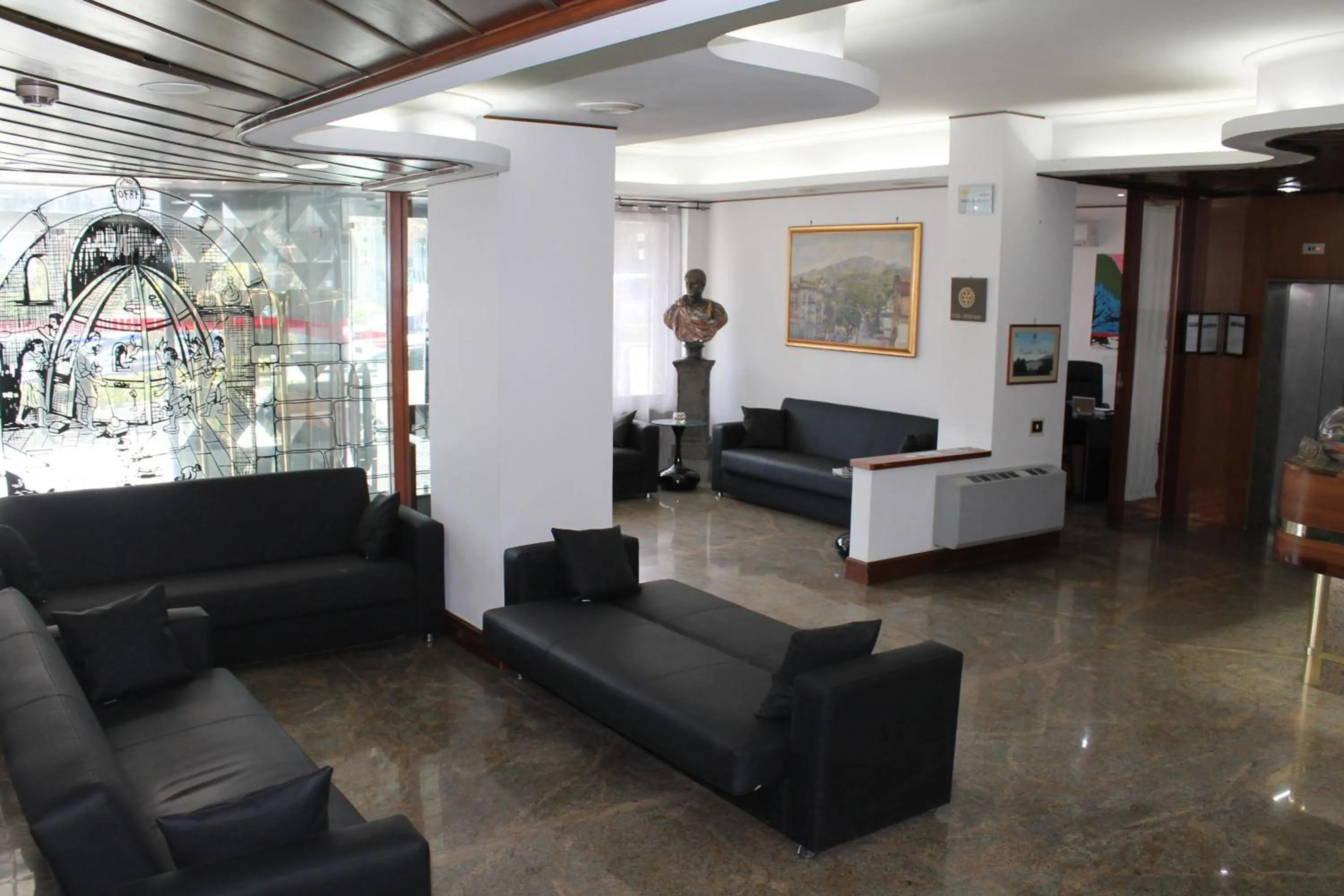 Lobby or reception in Augustus