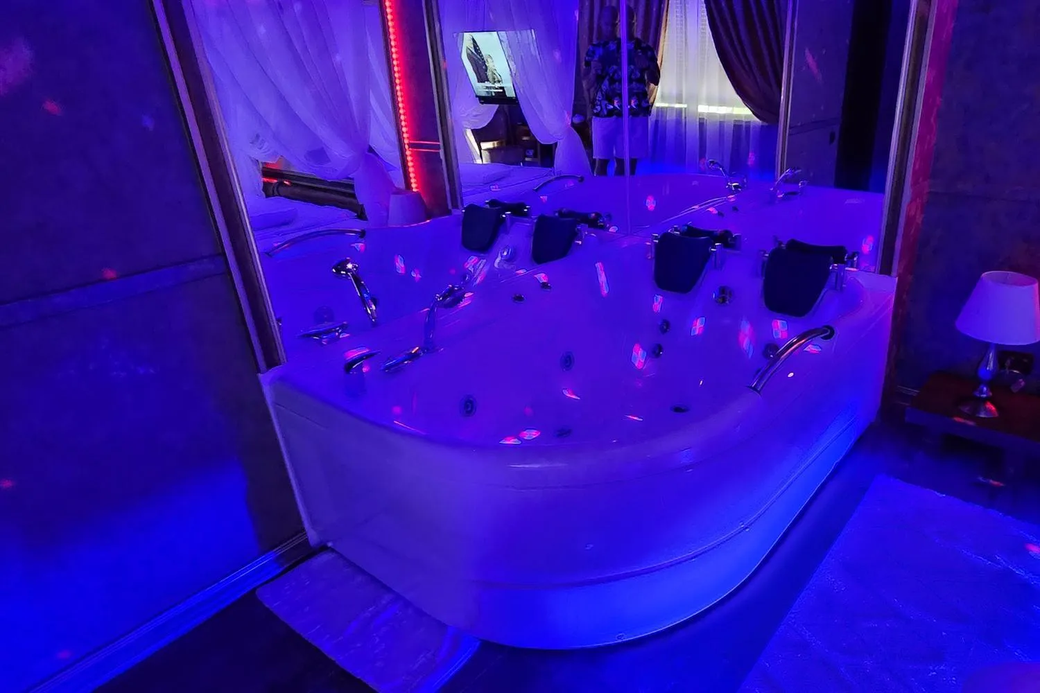 Hotel Boutique Mikaela (Adult Only)