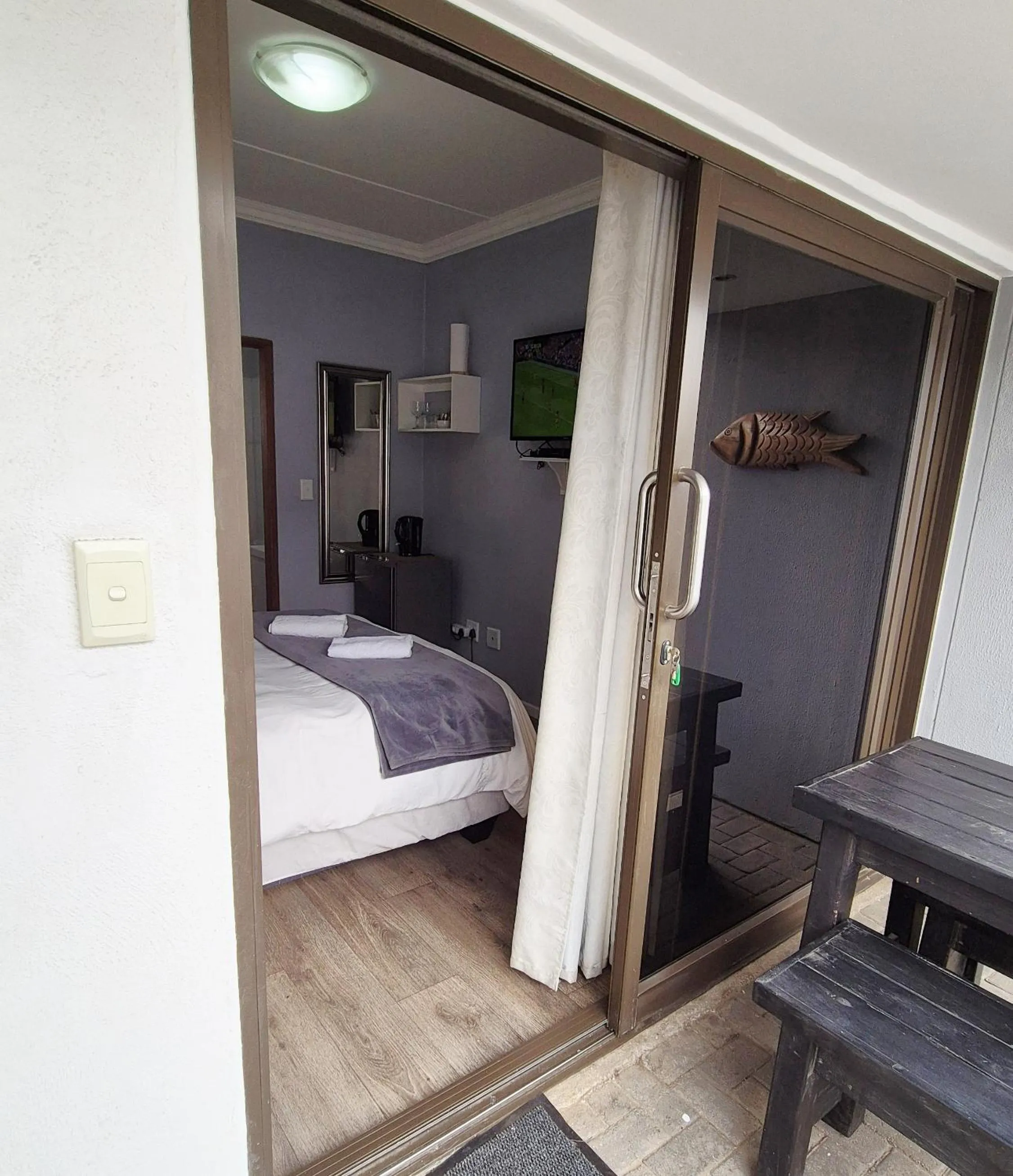 View (from property/room), Bed in Tiende Laan Bed & Breakfast and Self-Catering