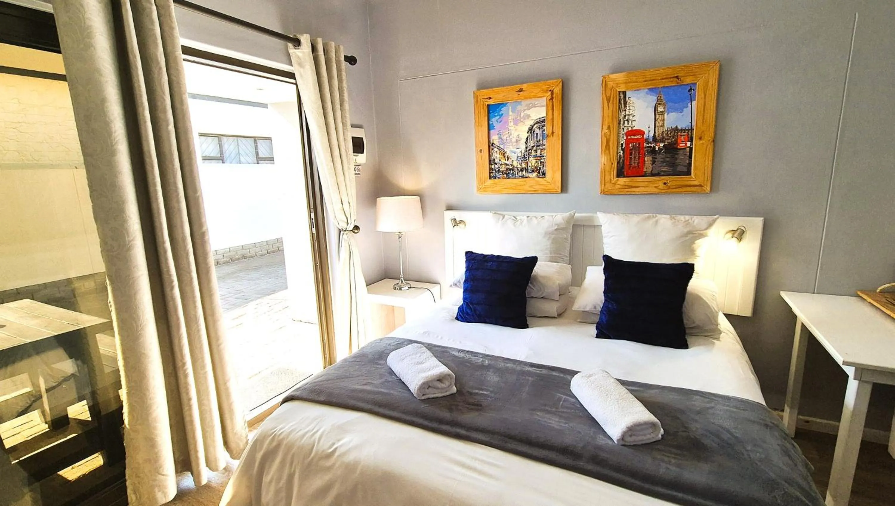 Bedroom, Bed in Tiende Laan Bed & Breakfast and Self-Catering