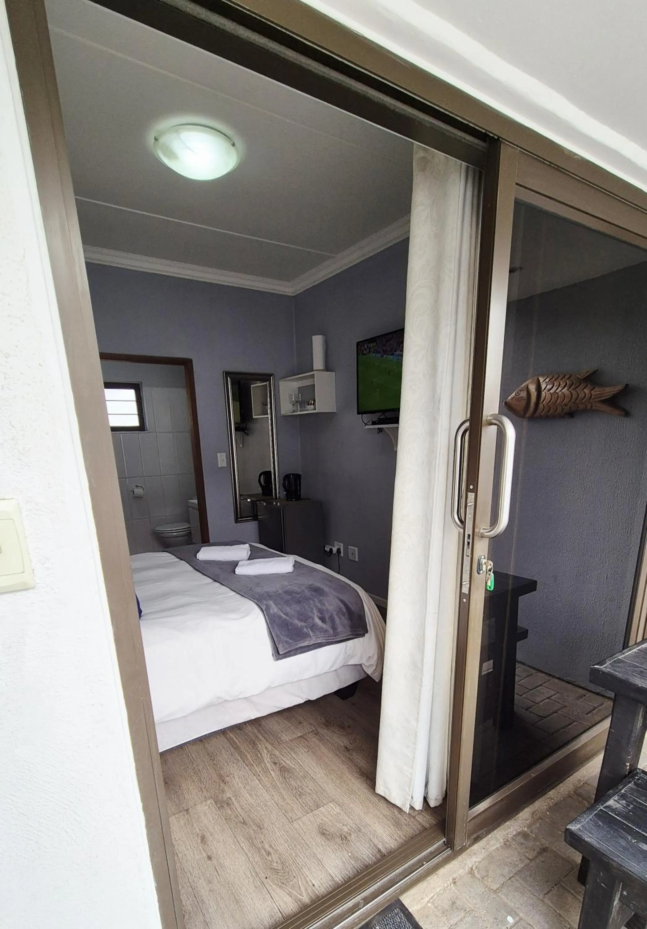 View (from property/room), Bed in Tiende Laan Bed & Breakfast and Self-Catering