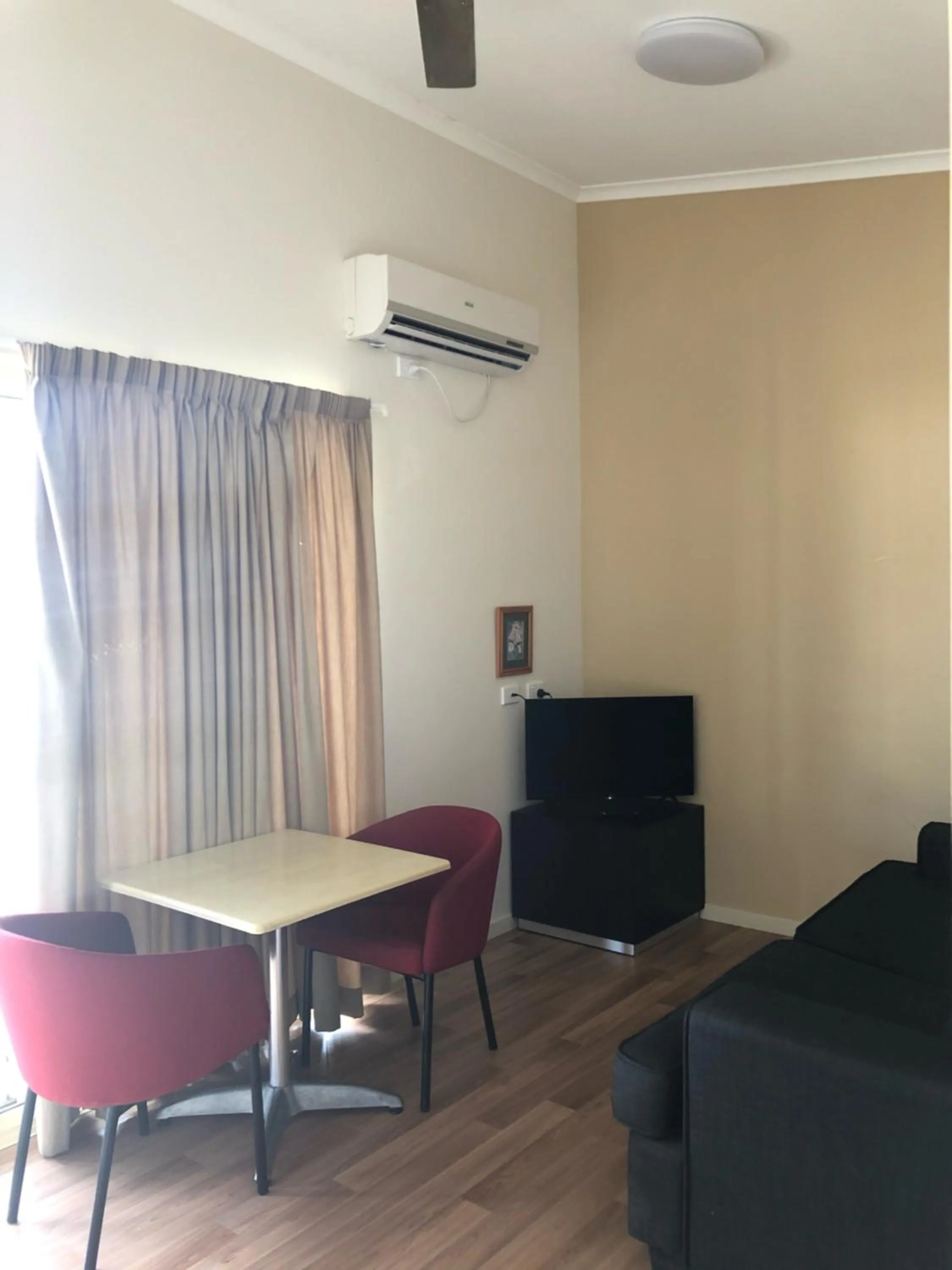 Living room in Australian Motor Home Tourist Park Twelve Mile Creek