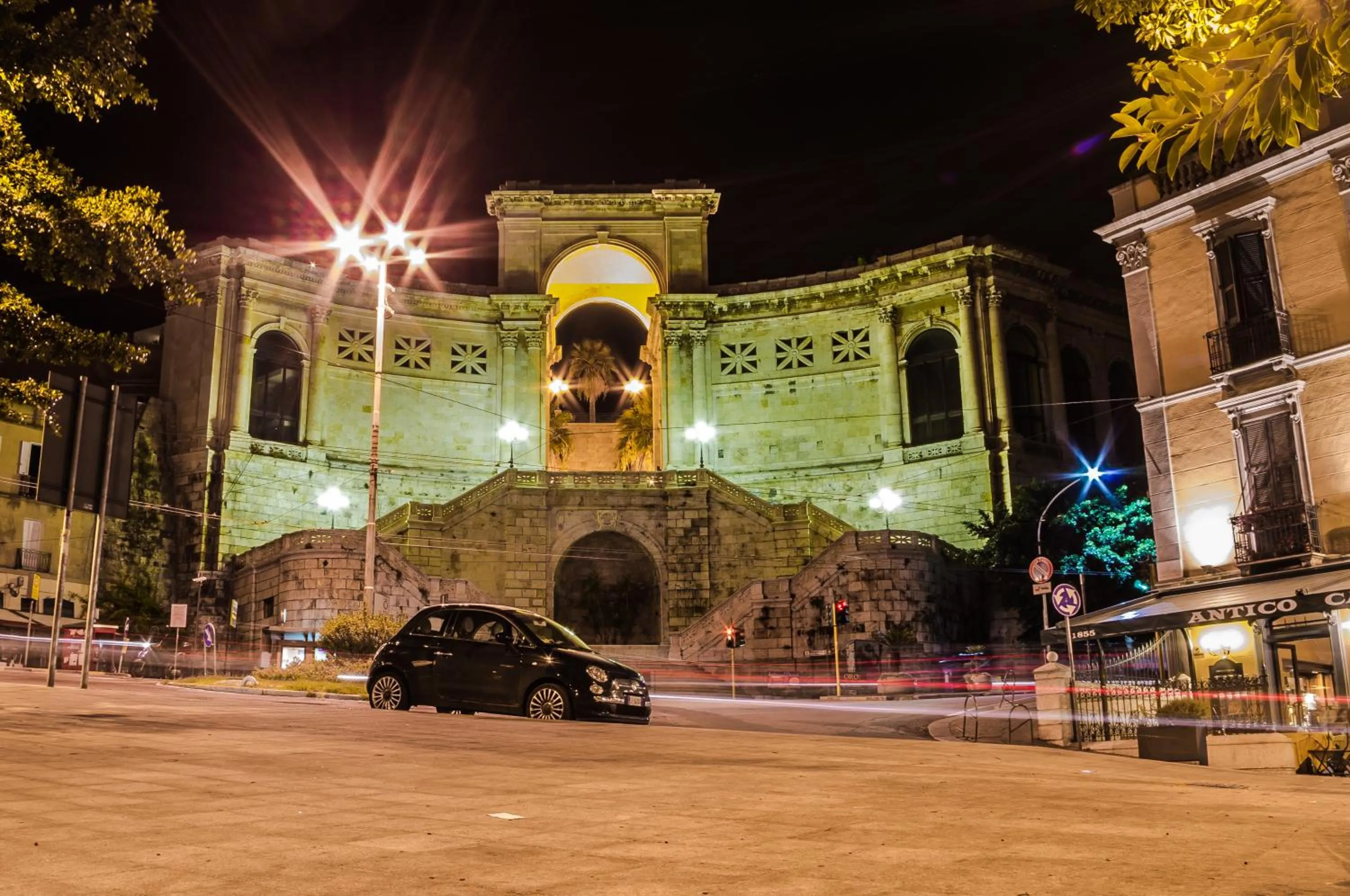 Nearby landmark in Il Gallo Bianco