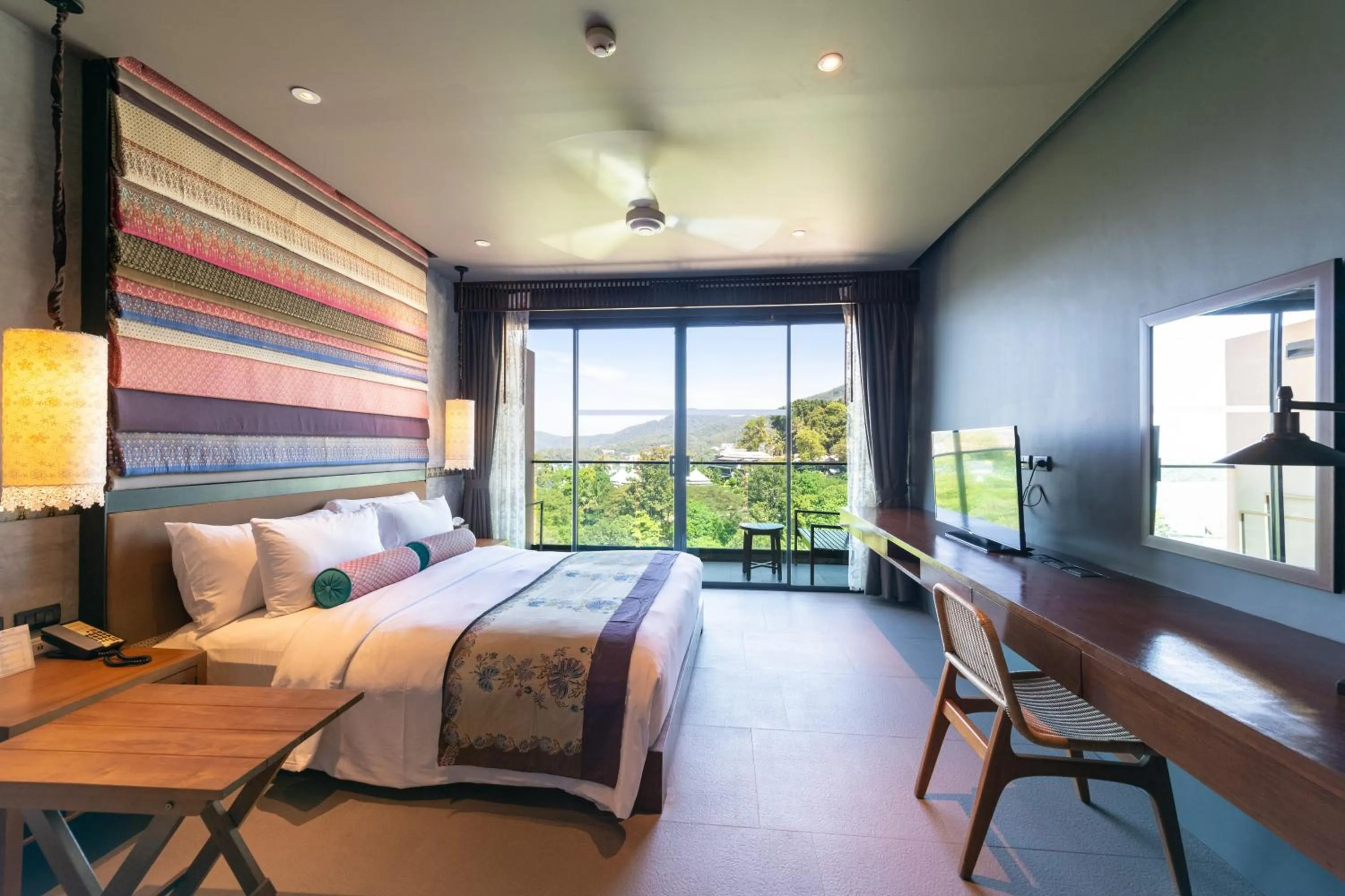 Bed in The Sea Galleri by Katathani