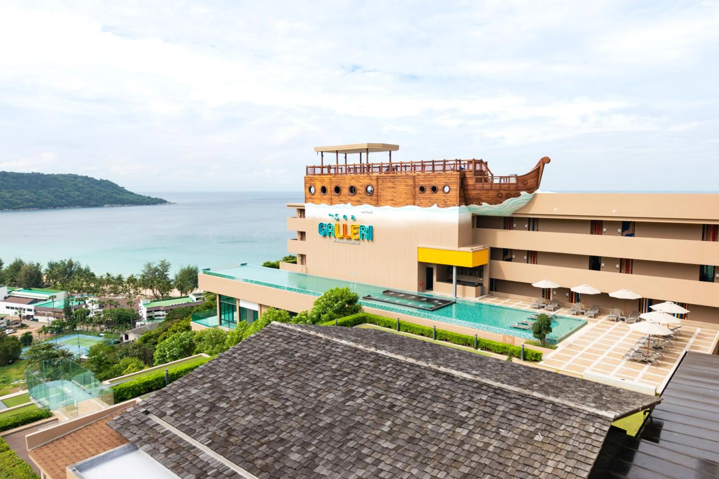 Sea view in The Sea Galleri by Katathani