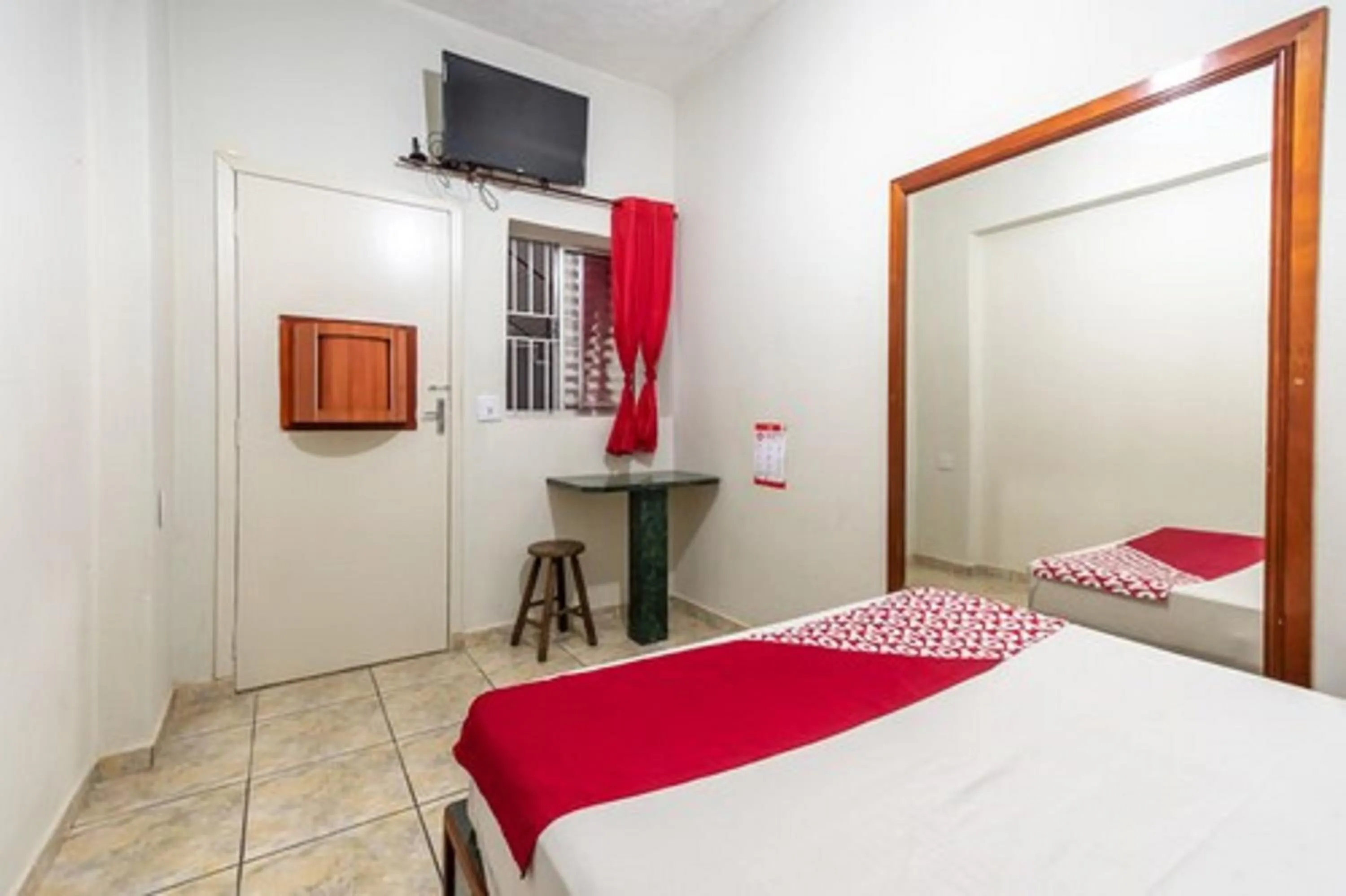 Bedroom, Bed in OYO Hotel Dom Pedro, São Paulo