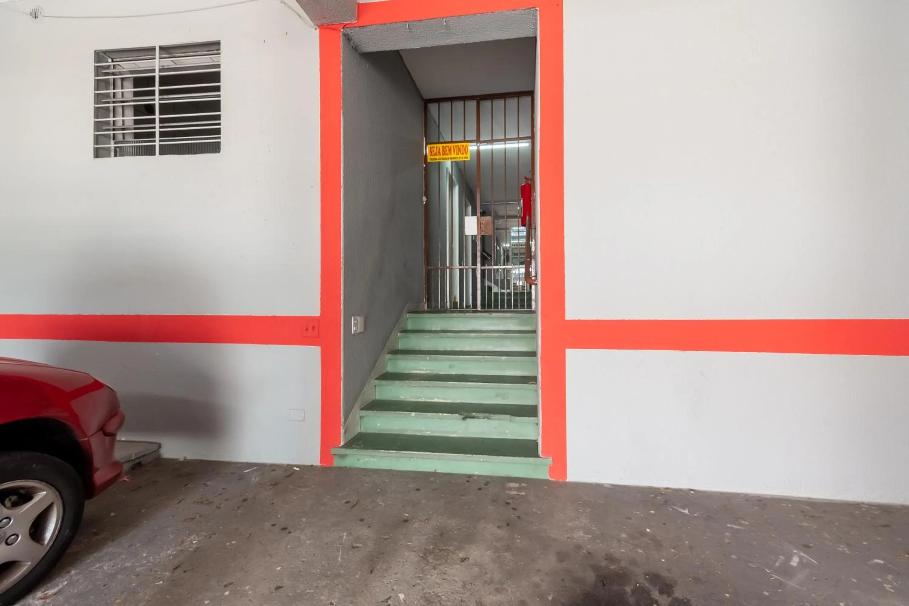 Facade/entrance in OYO Hotel Dom Pedro, São Paulo