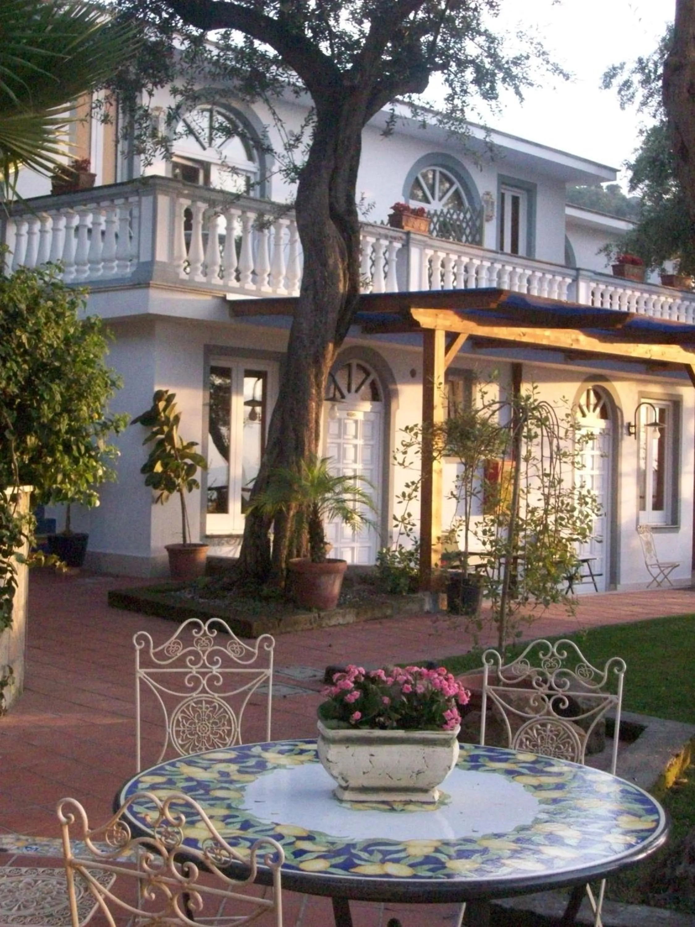 Facade/entrance in Villa Giovanna