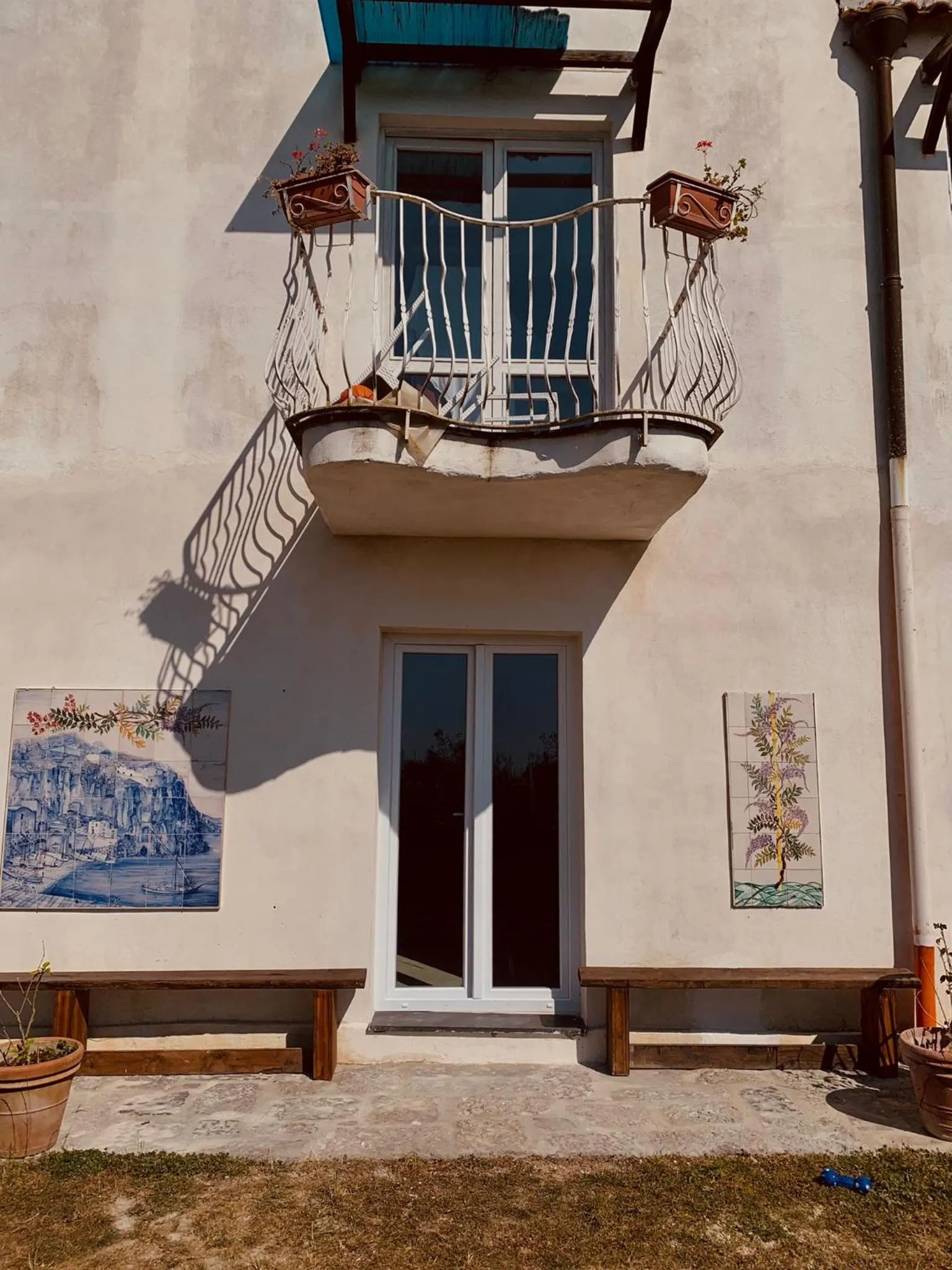 Property building in Villa Giovanna