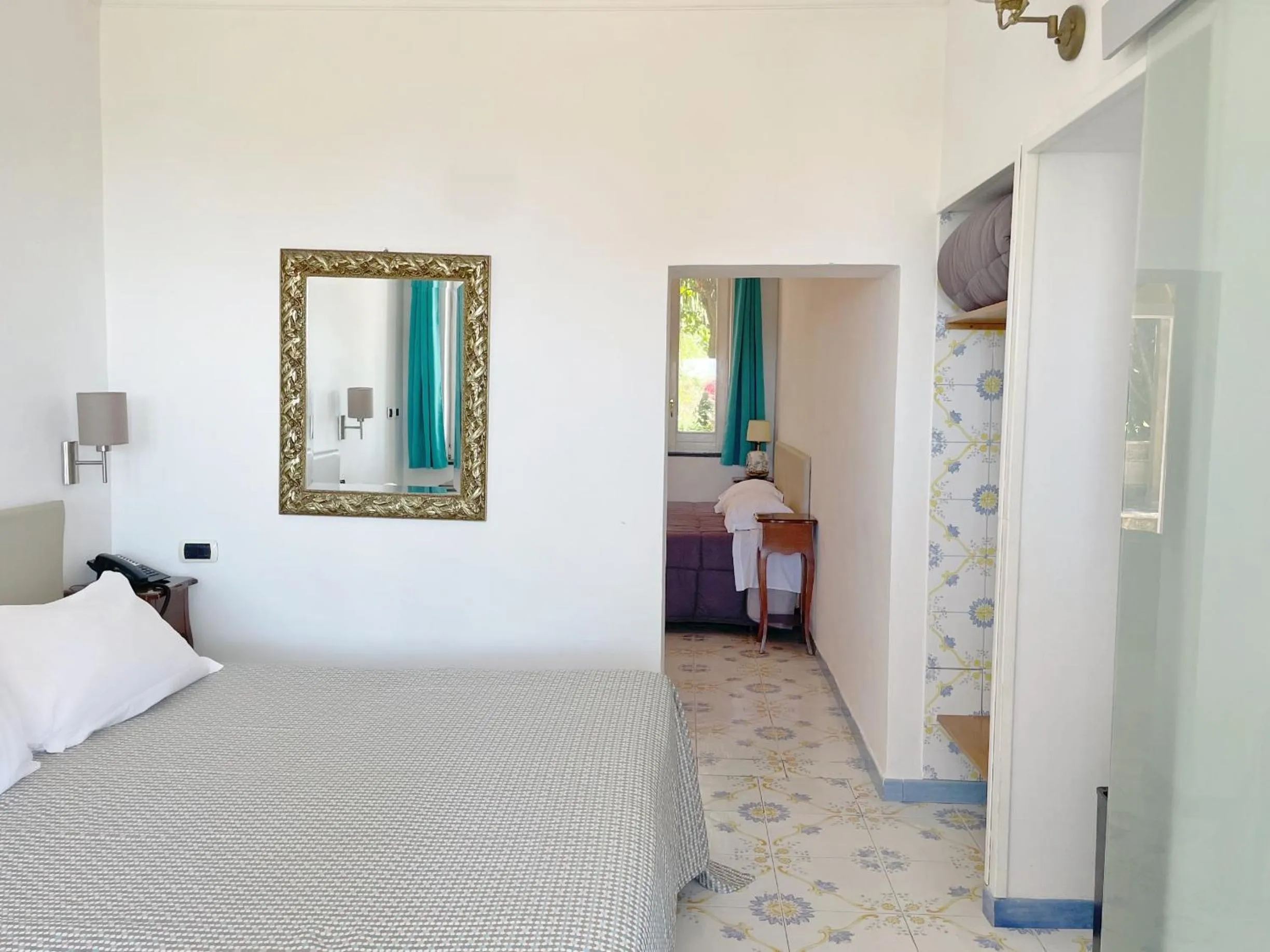 Photo of the whole room, Bed in Villa Giovanna