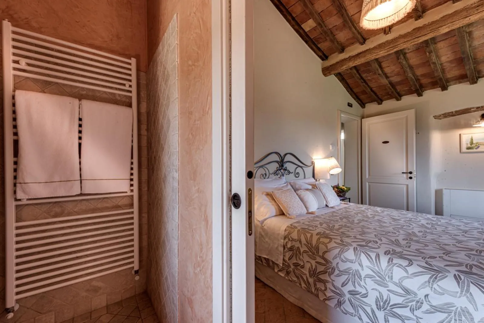 Bed in Locanda dell'Aioncino