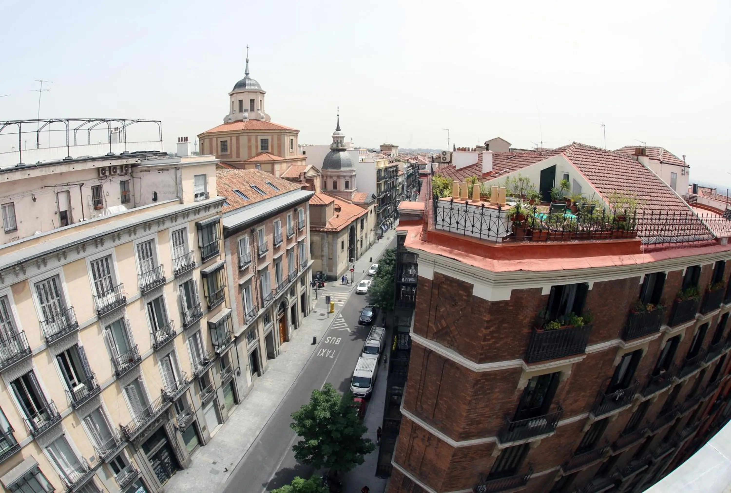 Balcony/Terrace in Hostal Sol Square Madrid