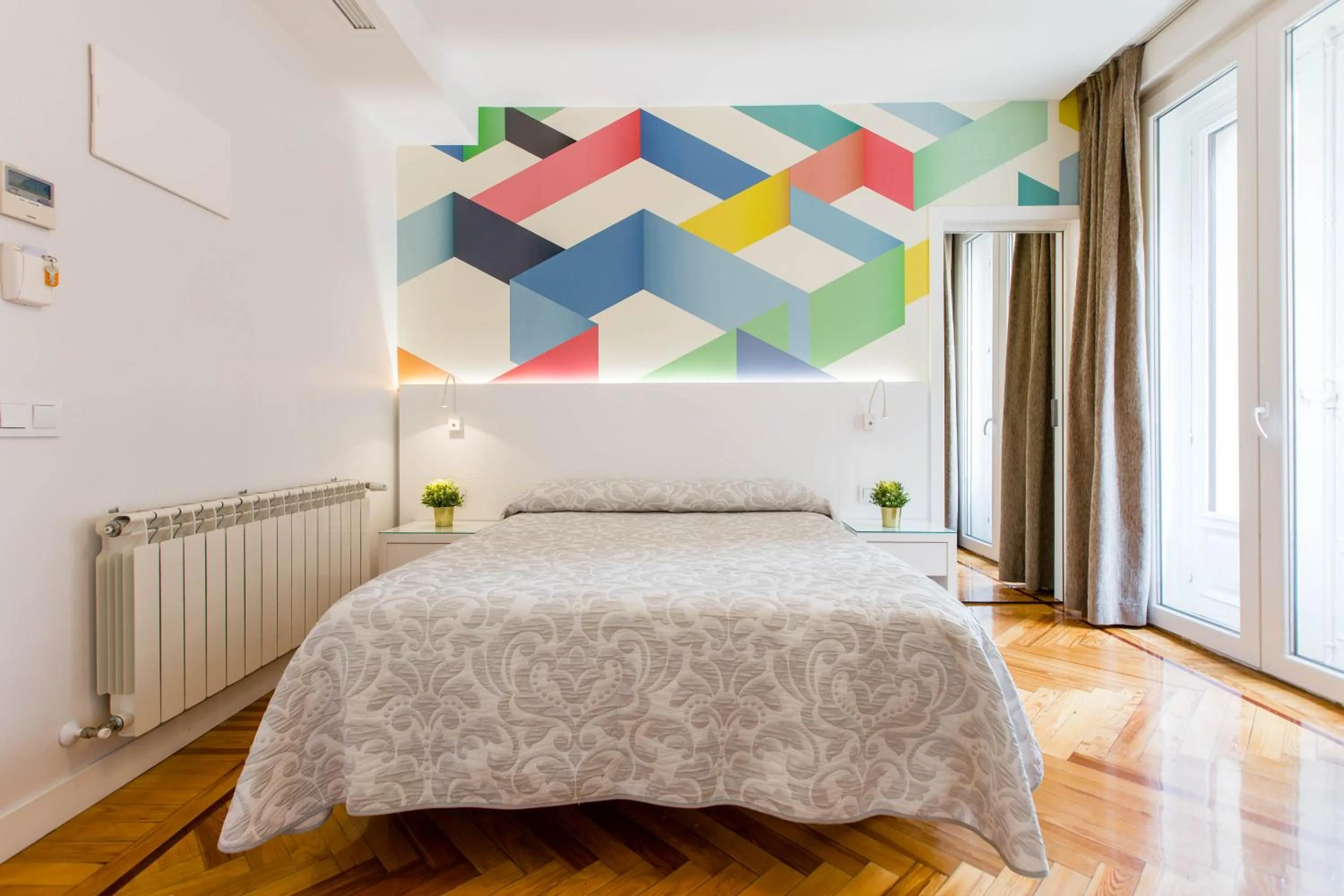 Bedroom, Bed in Hostal Sol Square Madrid