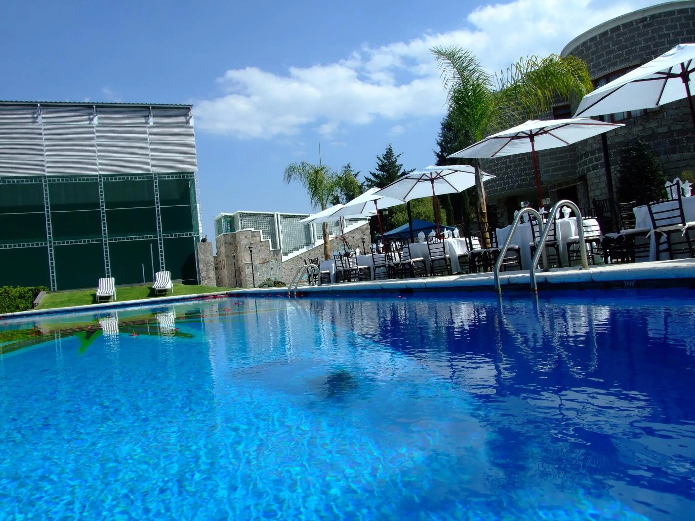 Swimming pool in Mansion Tepotzotlan