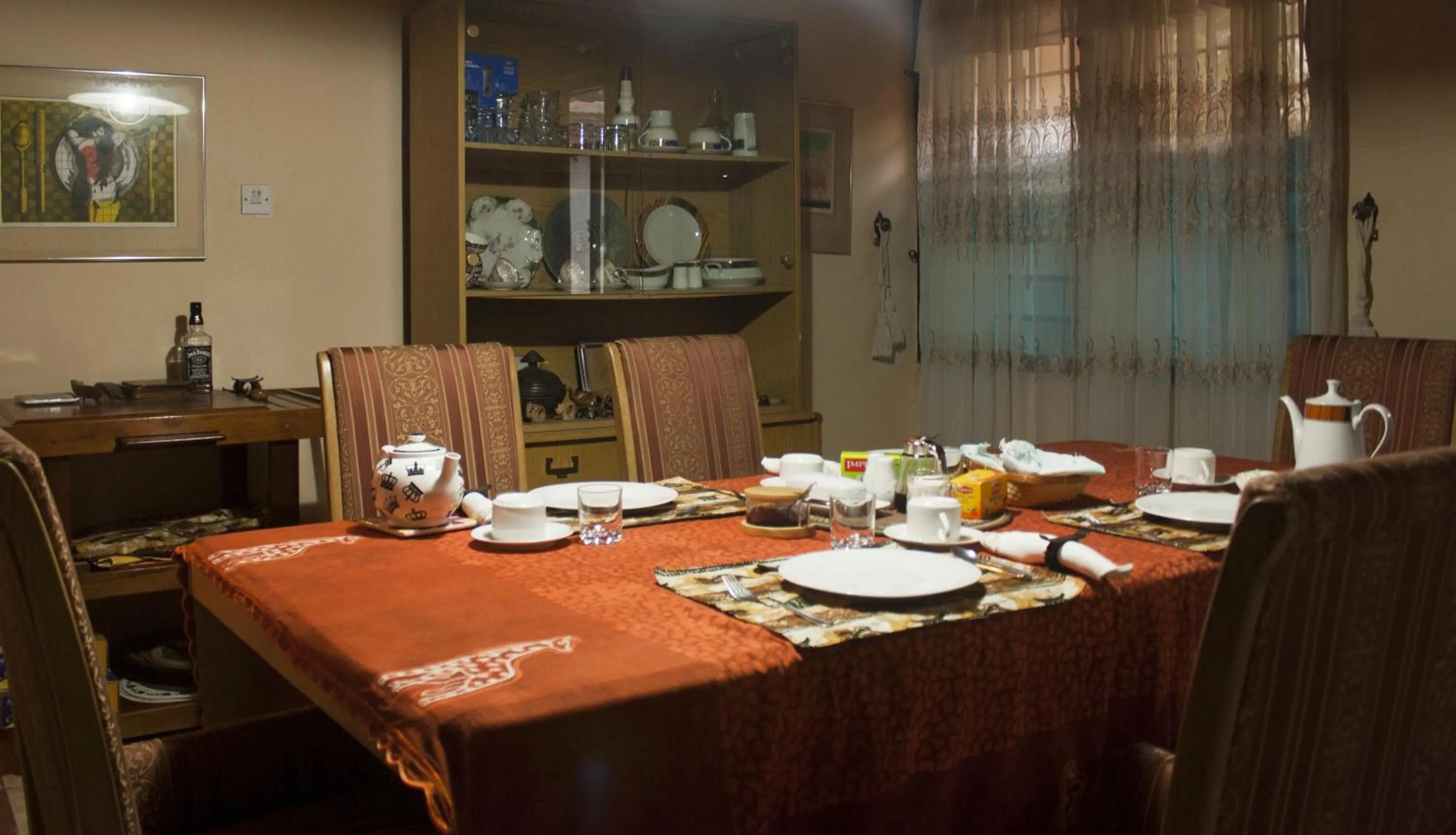 Dining area in Four Villages Inn