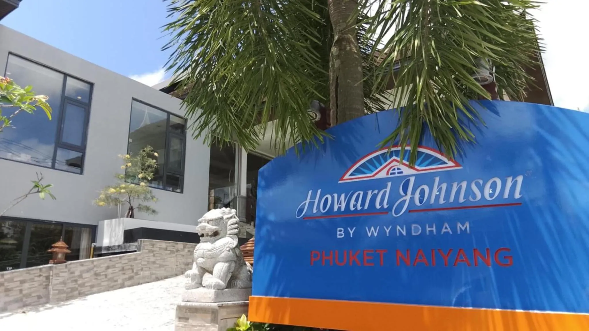 Logo/Certificate/Sign in Howard Johnson by Wyndham Phuket Naiyang