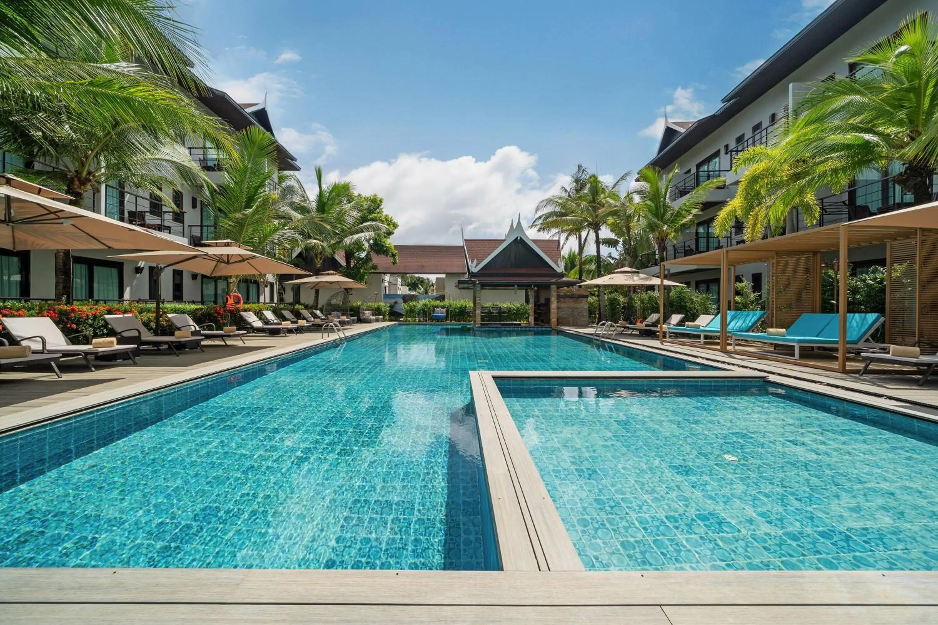 Property building in Howard Johnson by Wyndham Phuket Naiyang