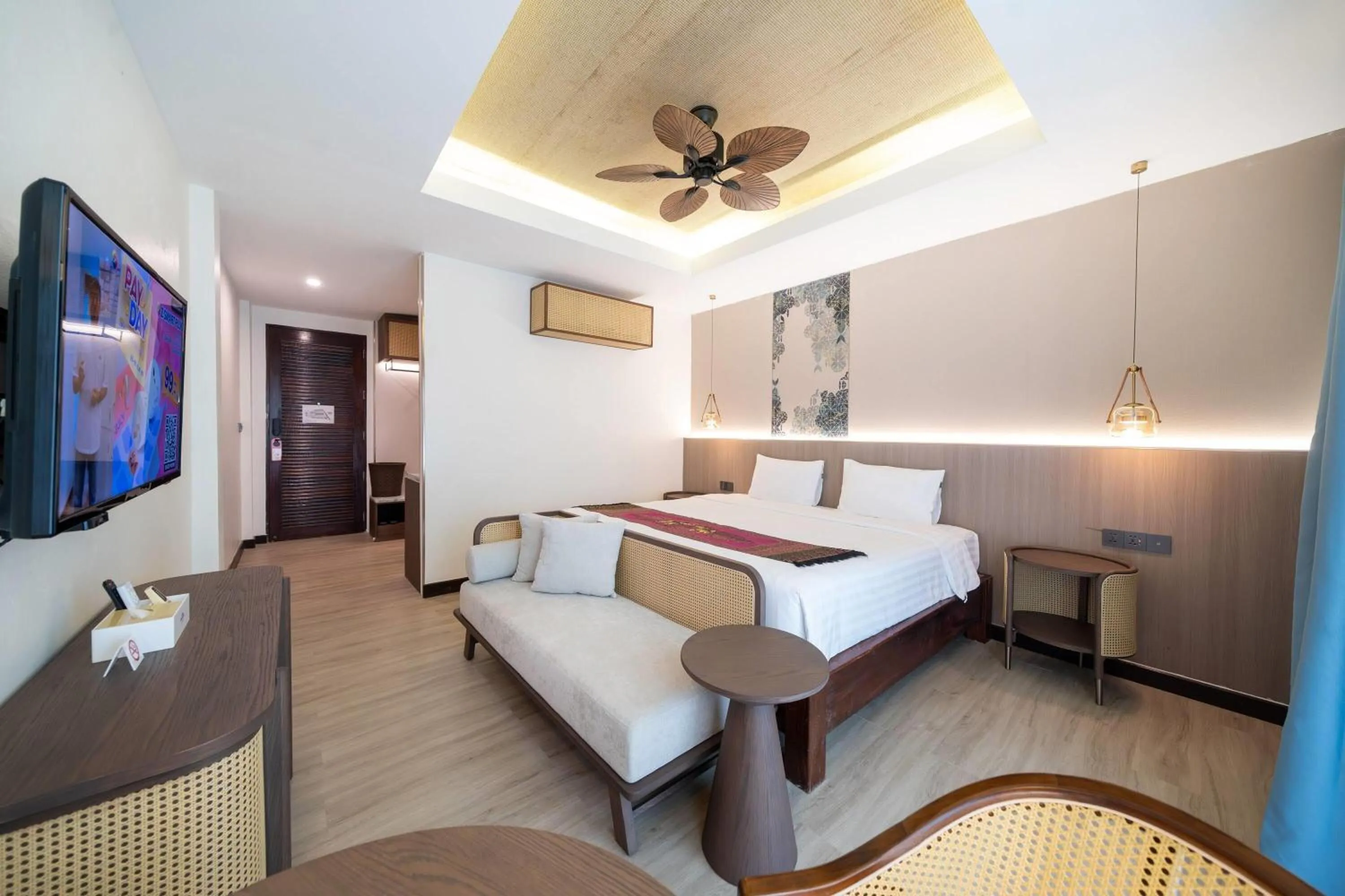 Photo of the whole room, Bed in Howard Johnson by Wyndham Phuket Naiyang