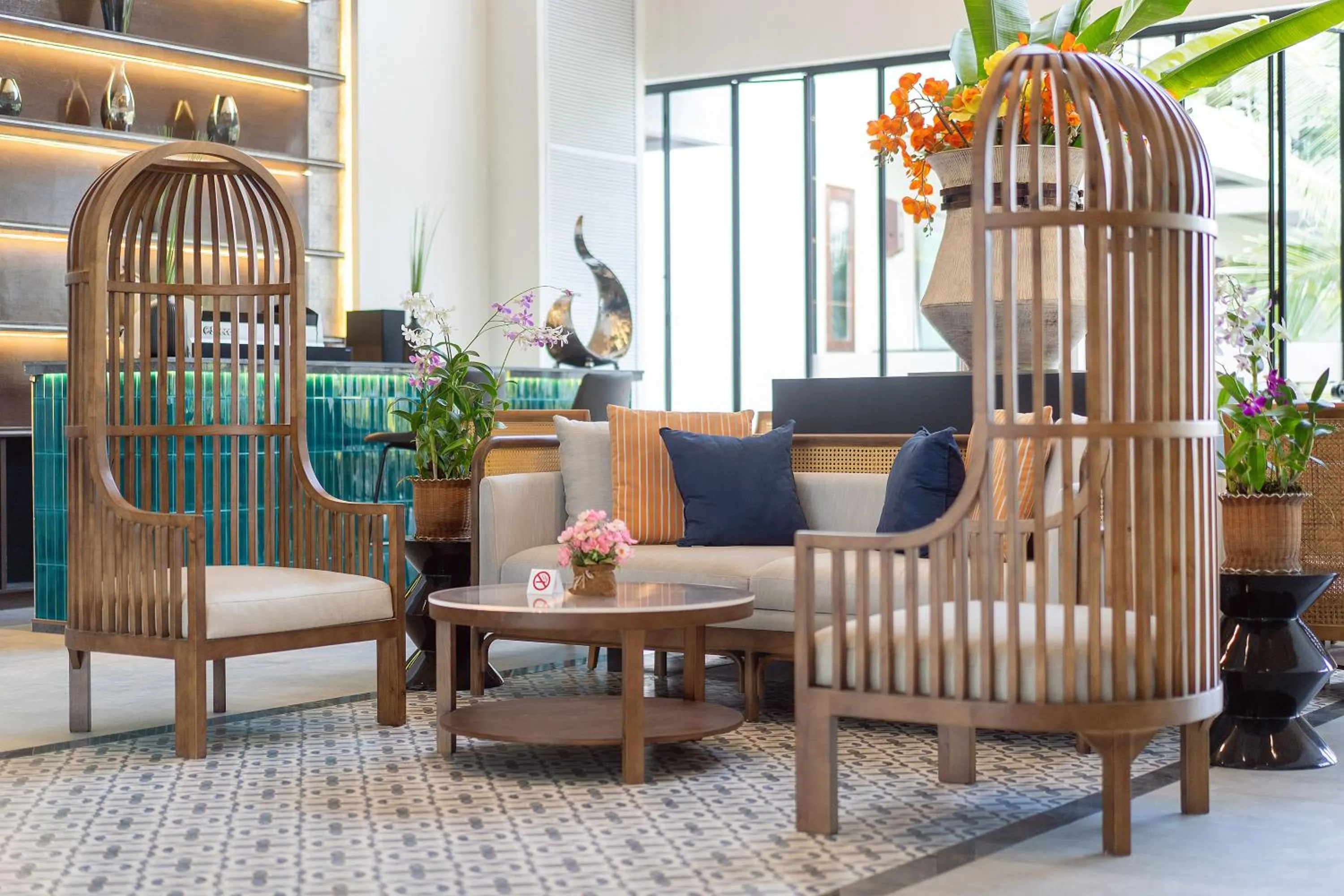 Seating area in Howard Johnson by Wyndham Phuket Naiyang