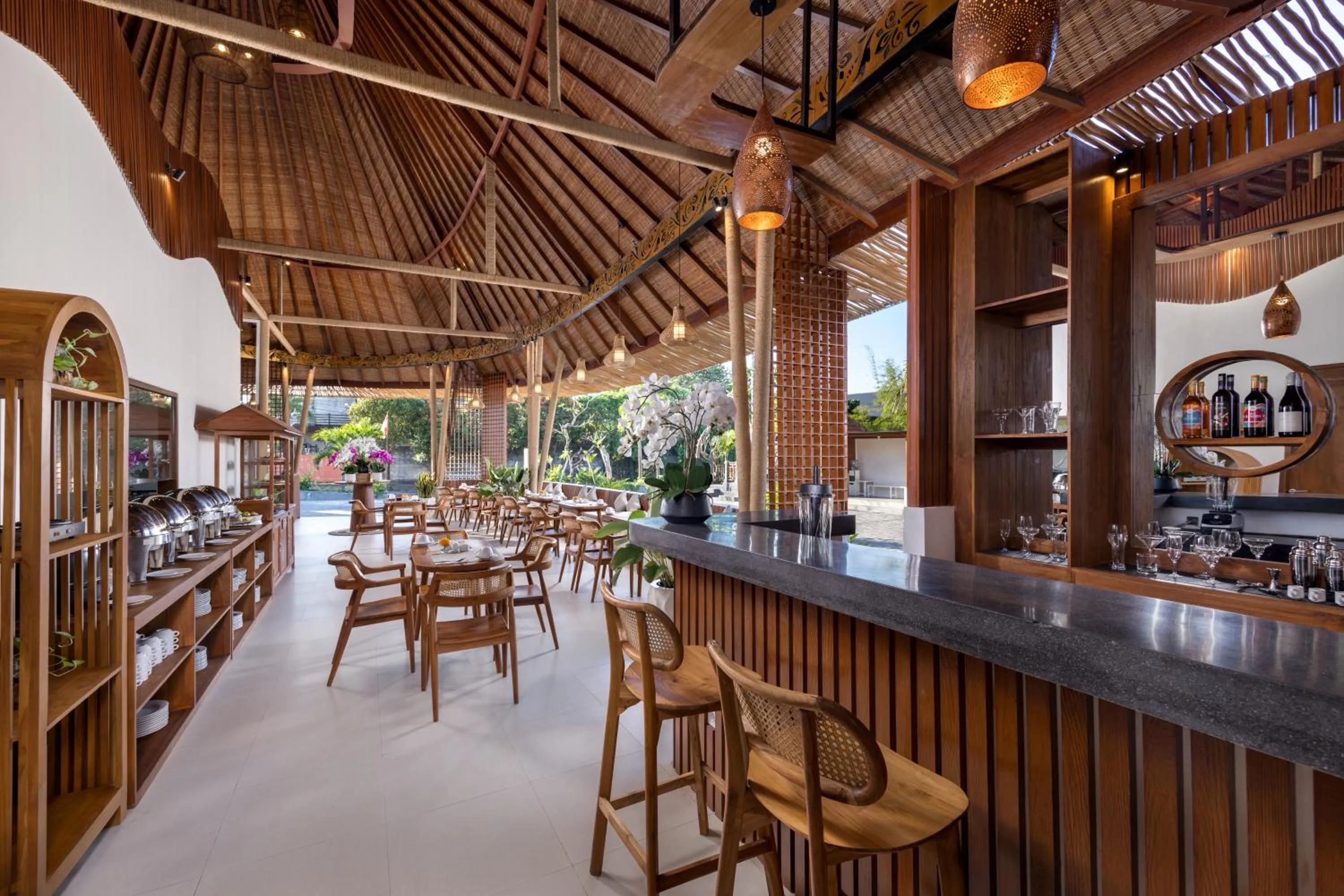Restaurant/places to eat in La Tropica Canggu Bali By Kanaya Hospitality