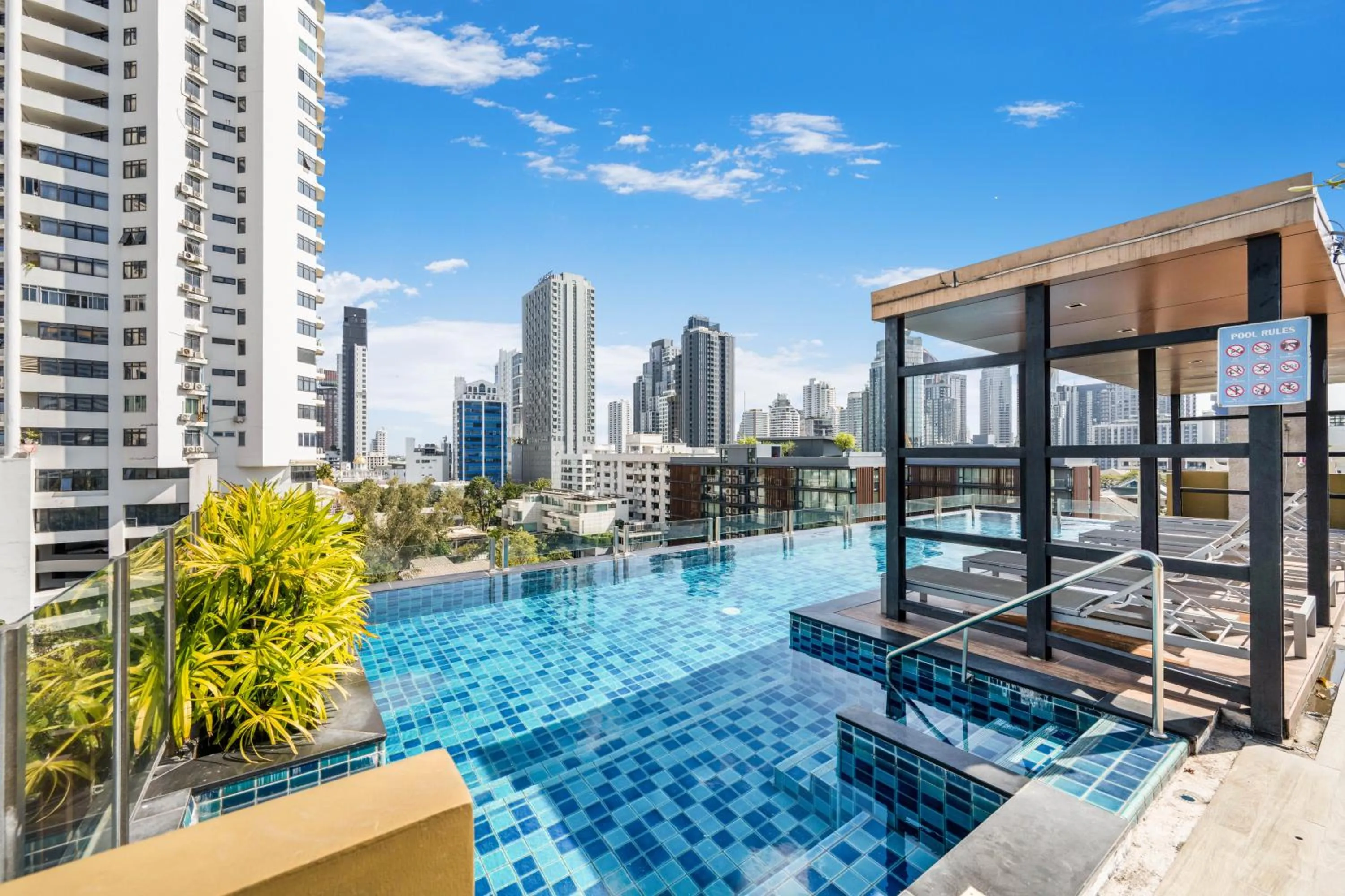 Property building in Alcove 53