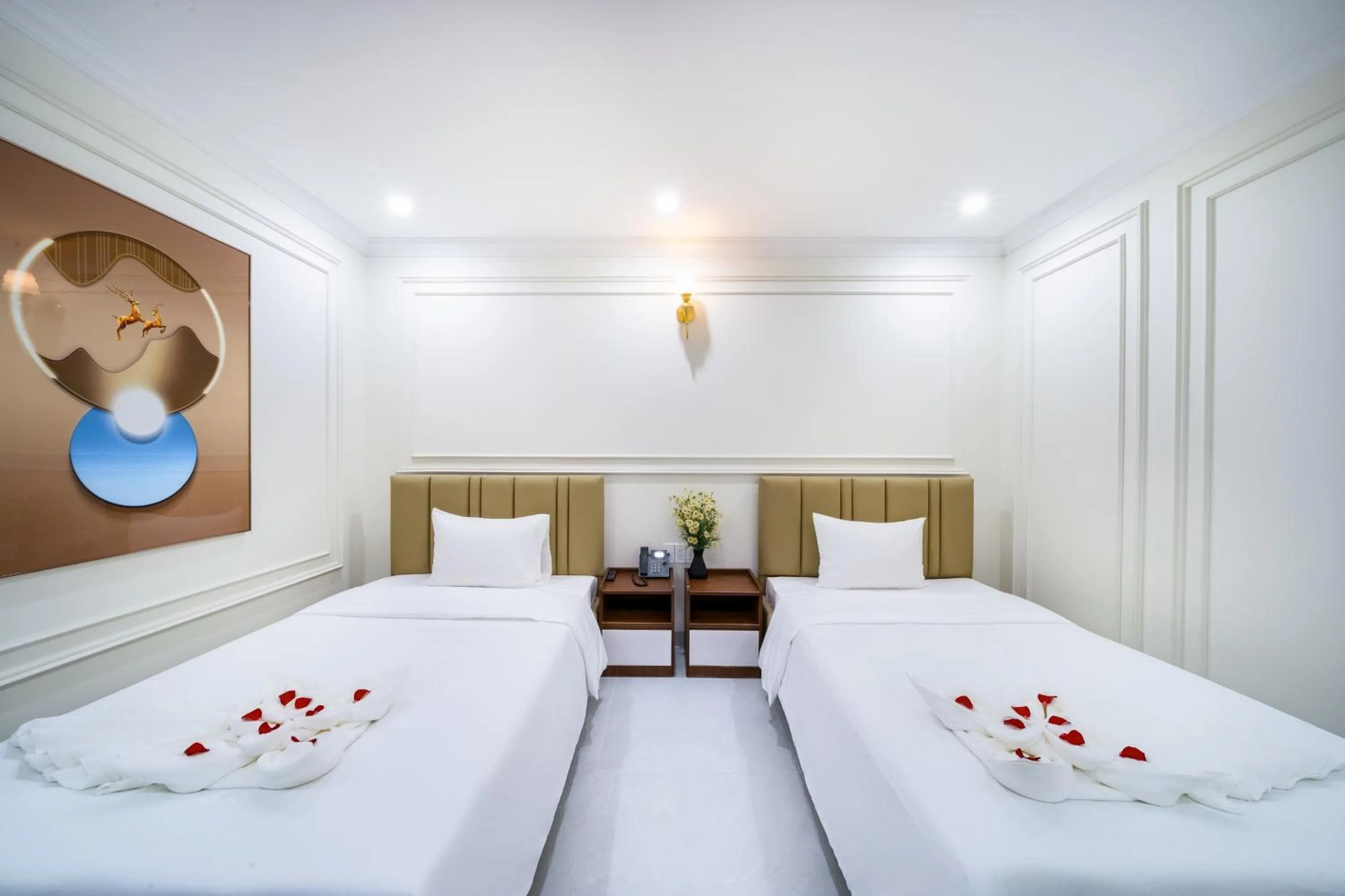 Bed in Tourane Boutique Hotel