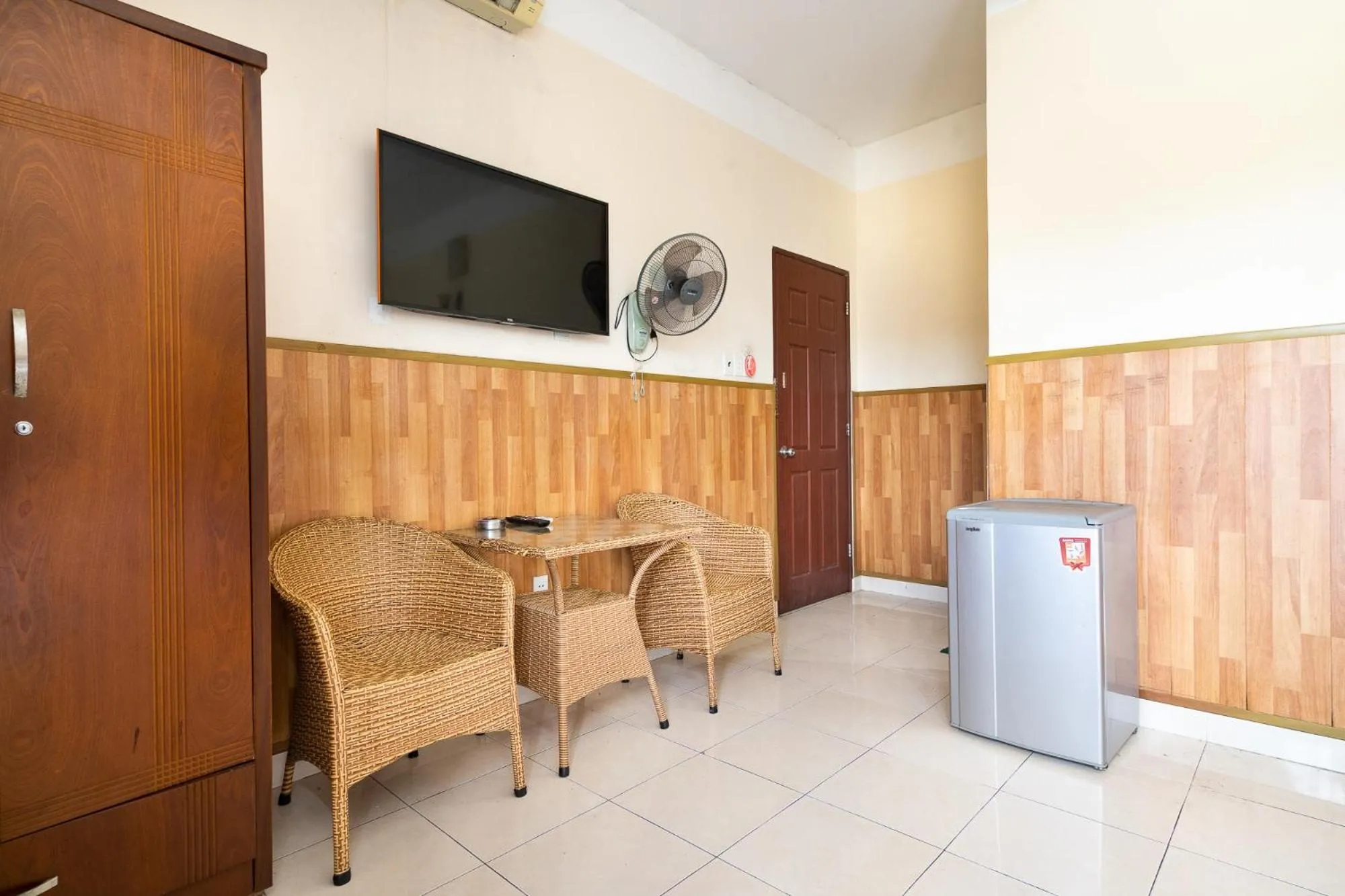 TV and multimedia in Collection O Nam Phuong