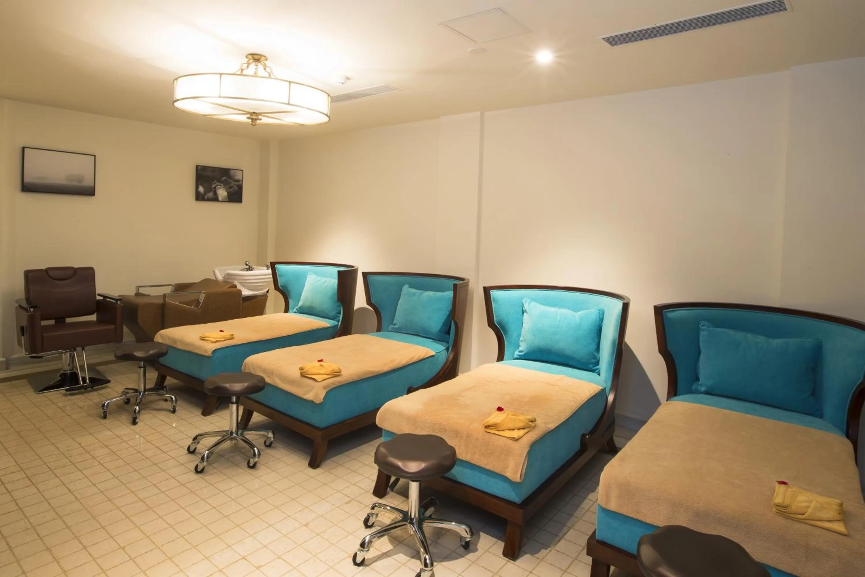 Massage in Fragrant Nature Kochi - A Five star Classified Hotel