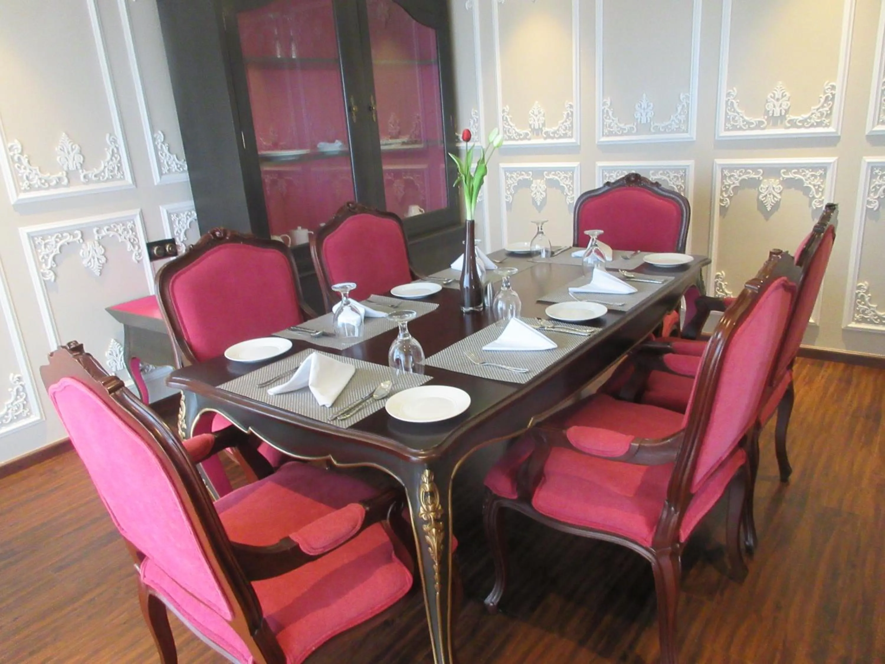 Dining area in Fragrant Nature Kochi - A Five star Classified Hotel