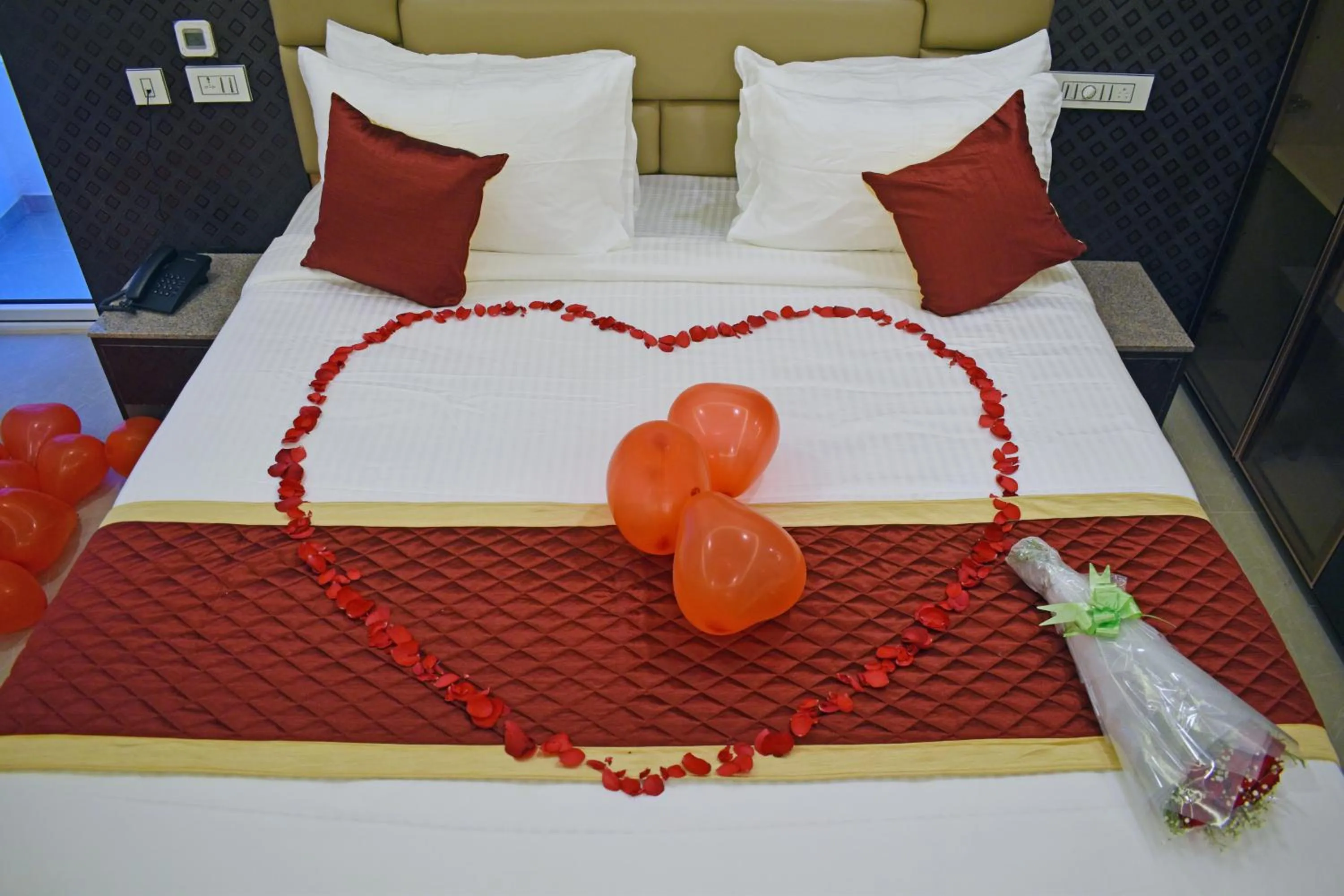 Bedroom, Bed in A K G Hotel