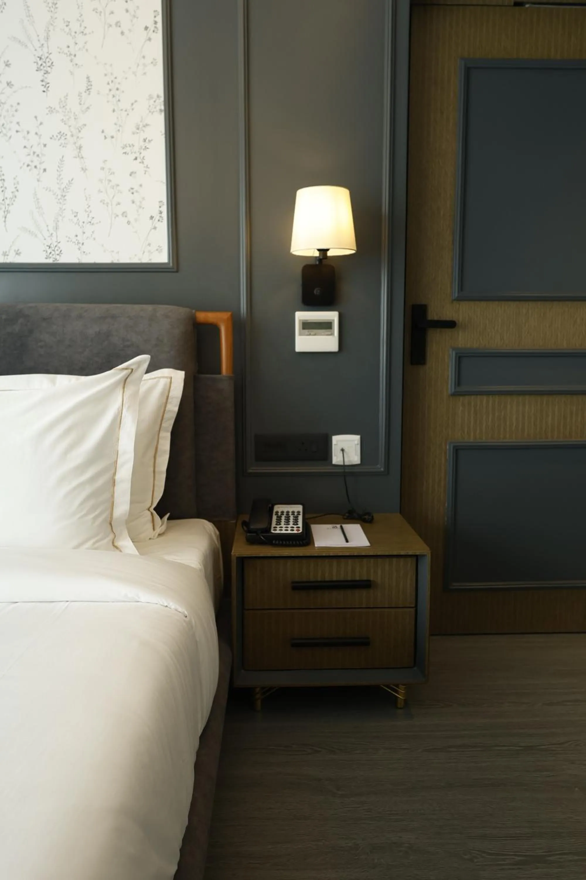 Bedroom, Bed in Royal Bishnu