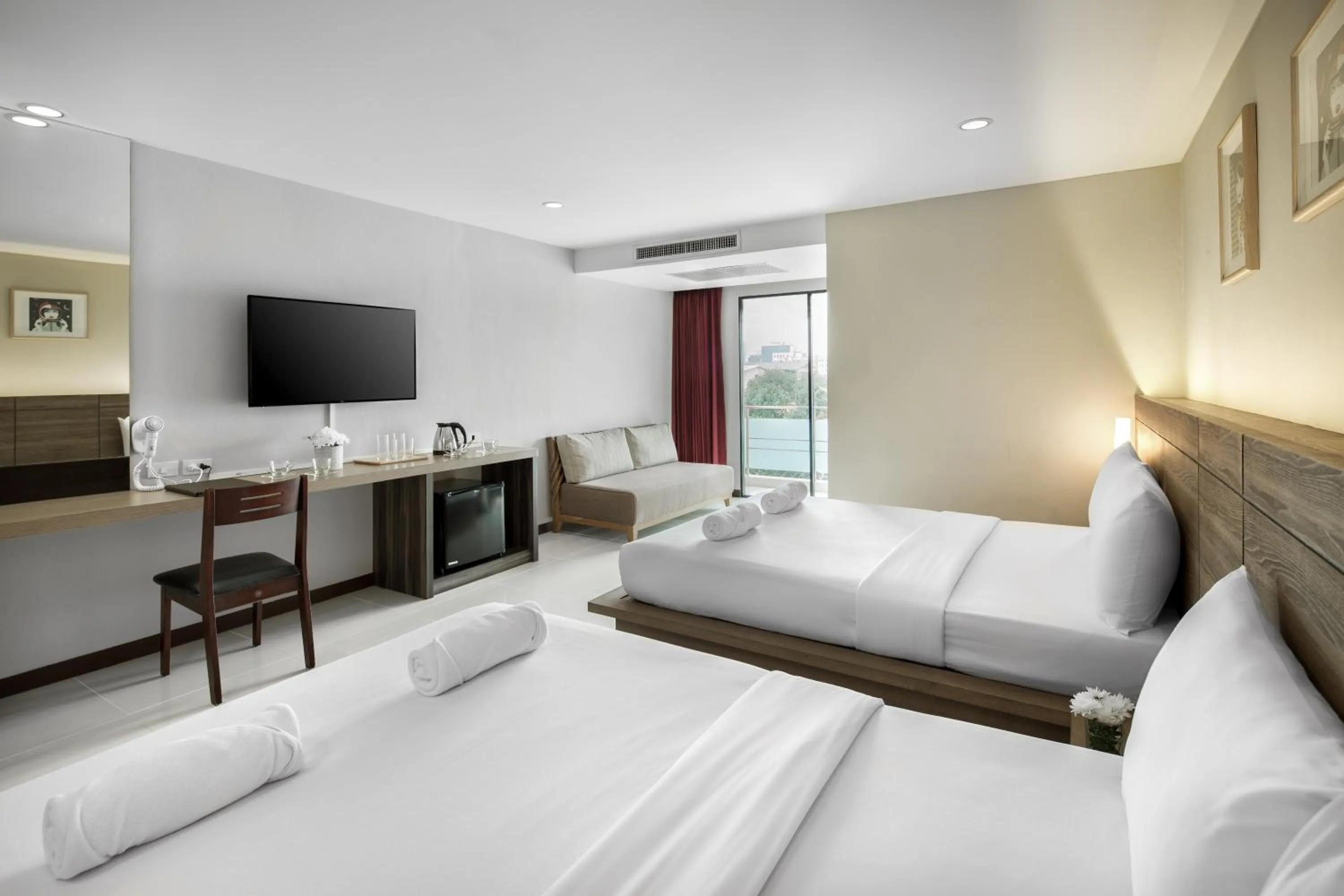 Photo of the whole room, Bed in Diamond Residence Ratchada