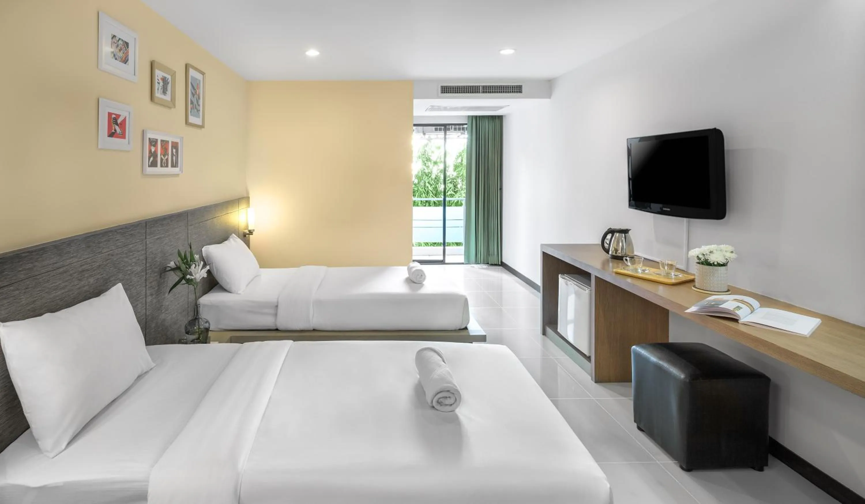 Photo of the whole room, Bed in Diamond Residence Ratchada