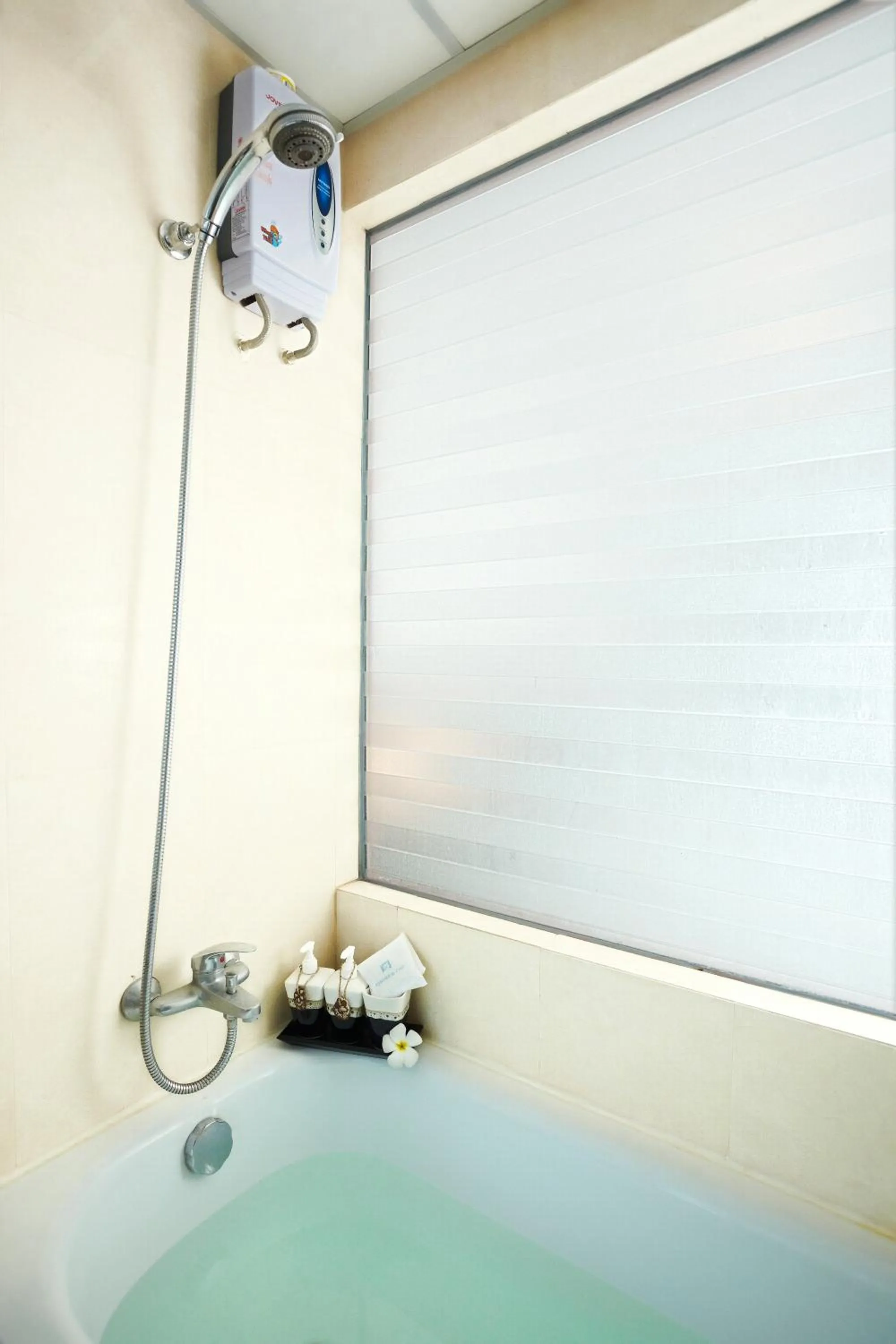 Bathroom in Diamond Residence Ratchada