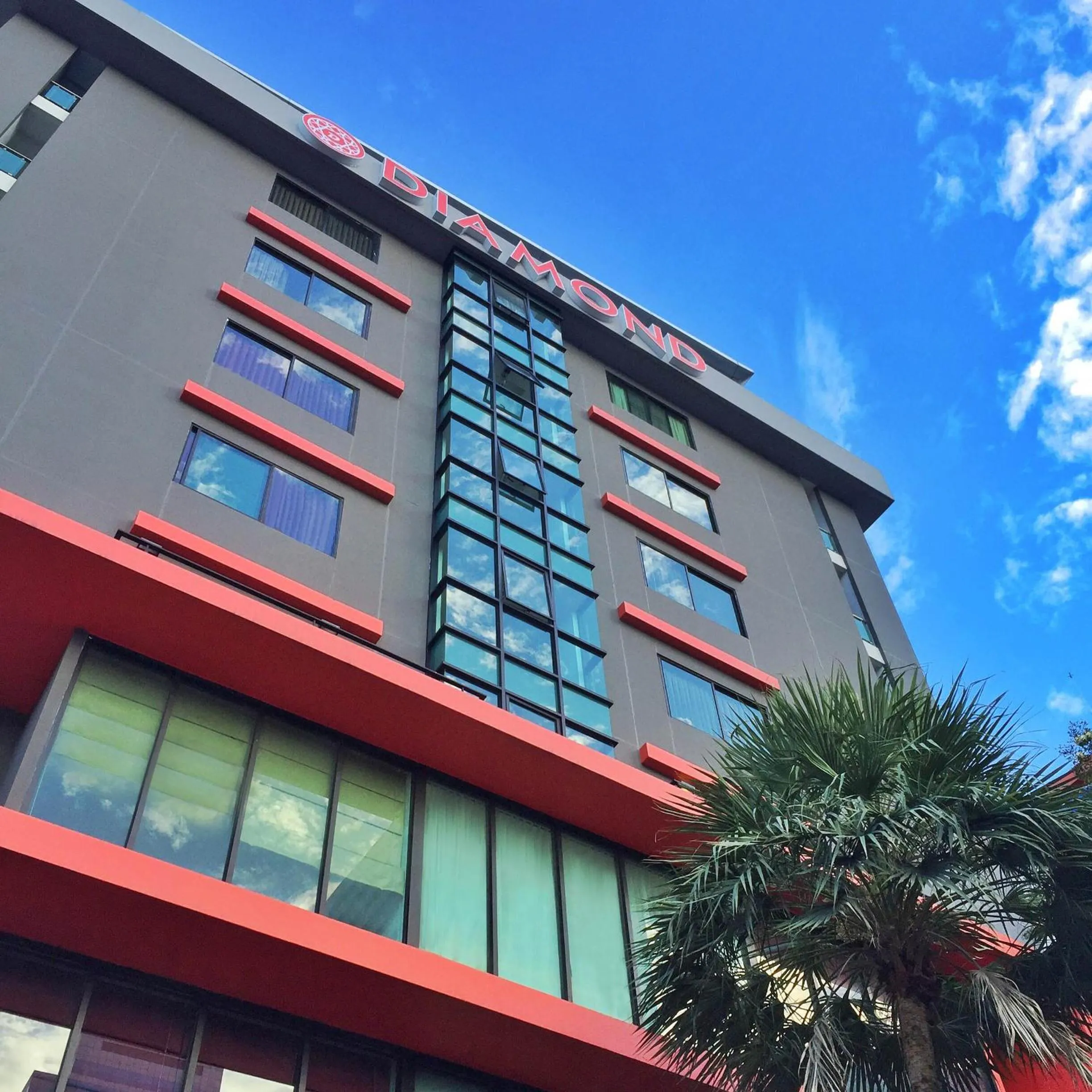 Facade/entrance in Diamond Residence Ratchada